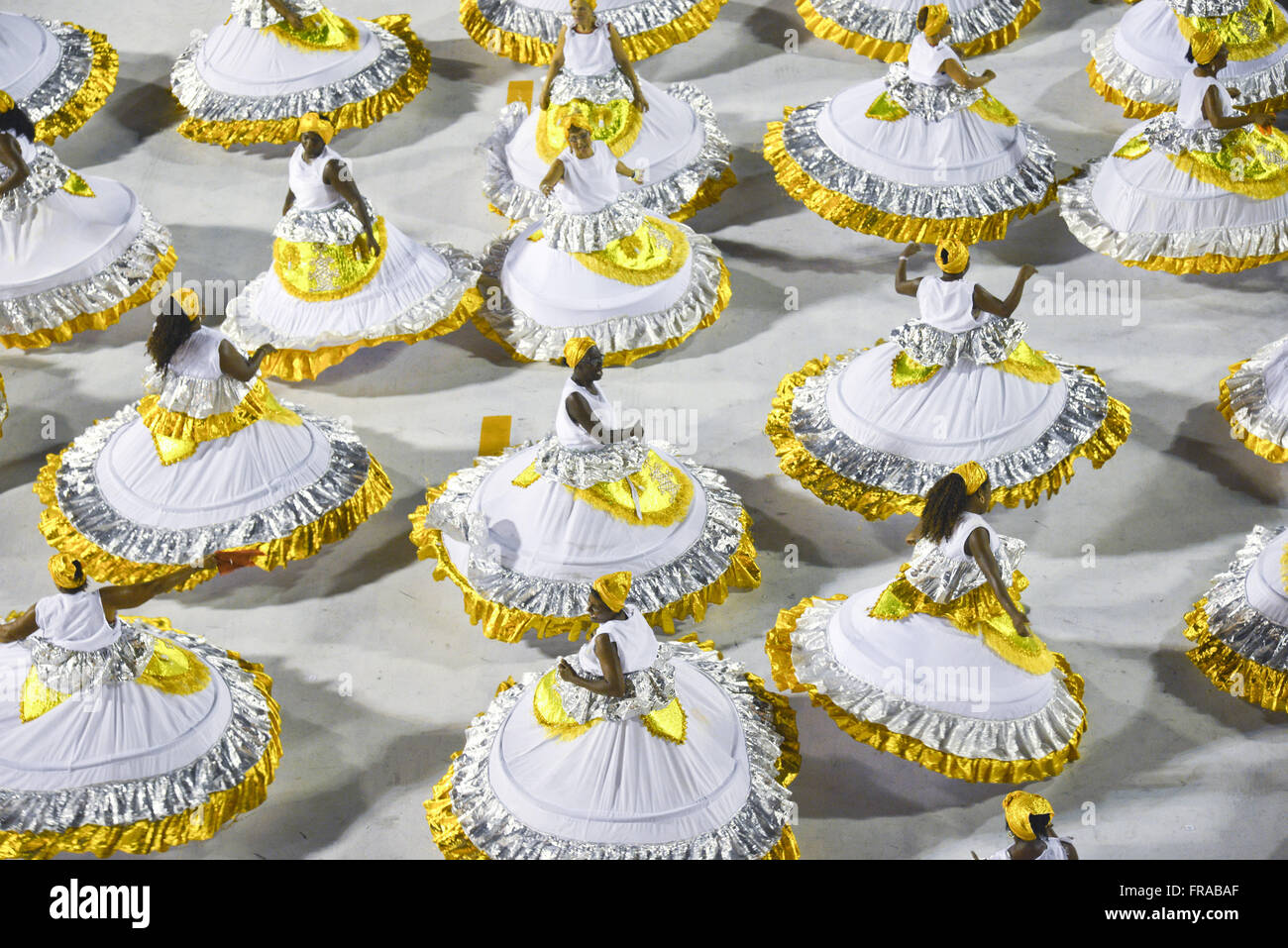 Samba dancer rio hi-res stock photography and images - Alamy