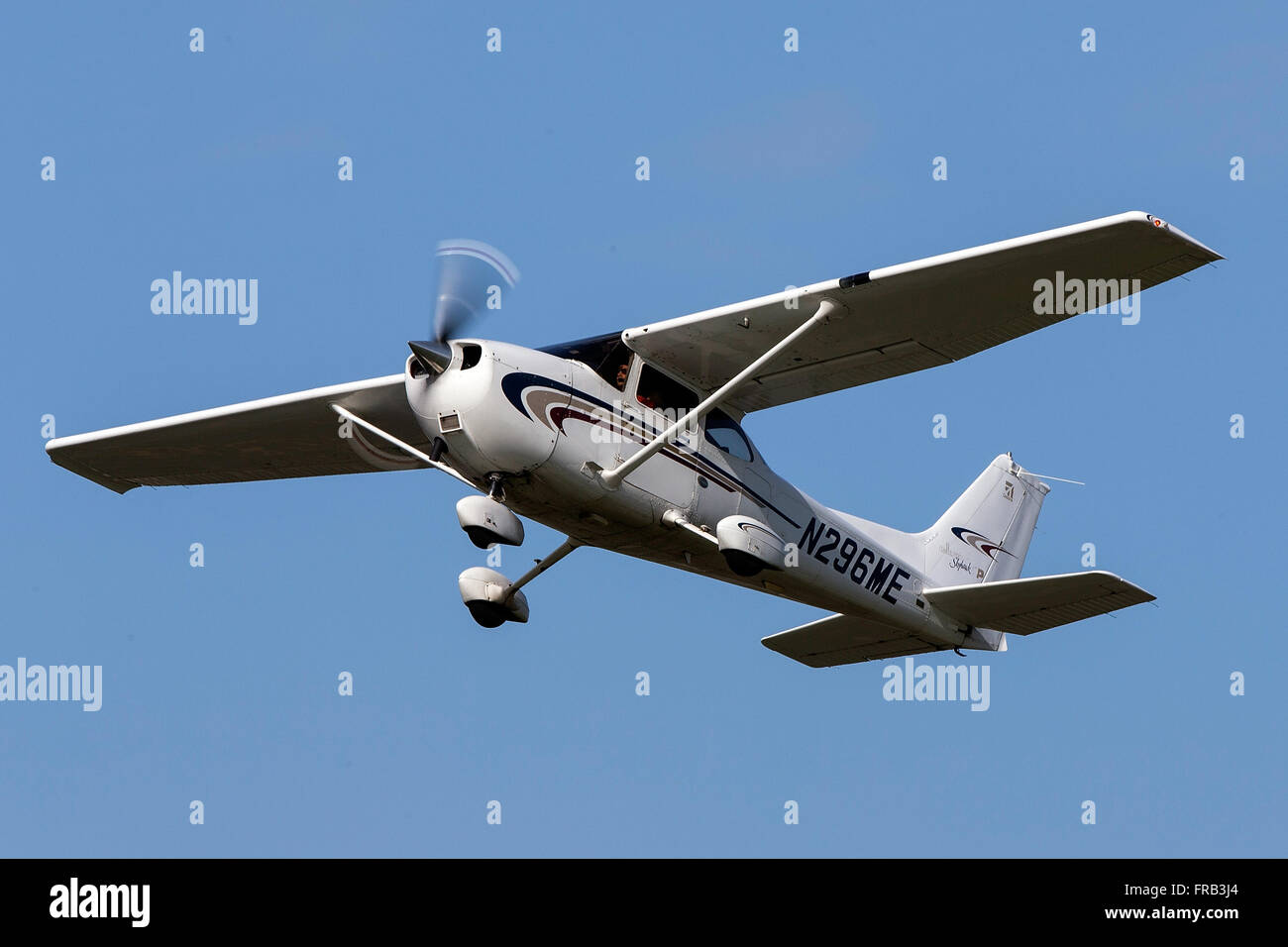 Cessna 172S (registration N296ME) takes off from Palo Alto Airport (KPAO), Palo Alto, California, United States of America Stock Photo