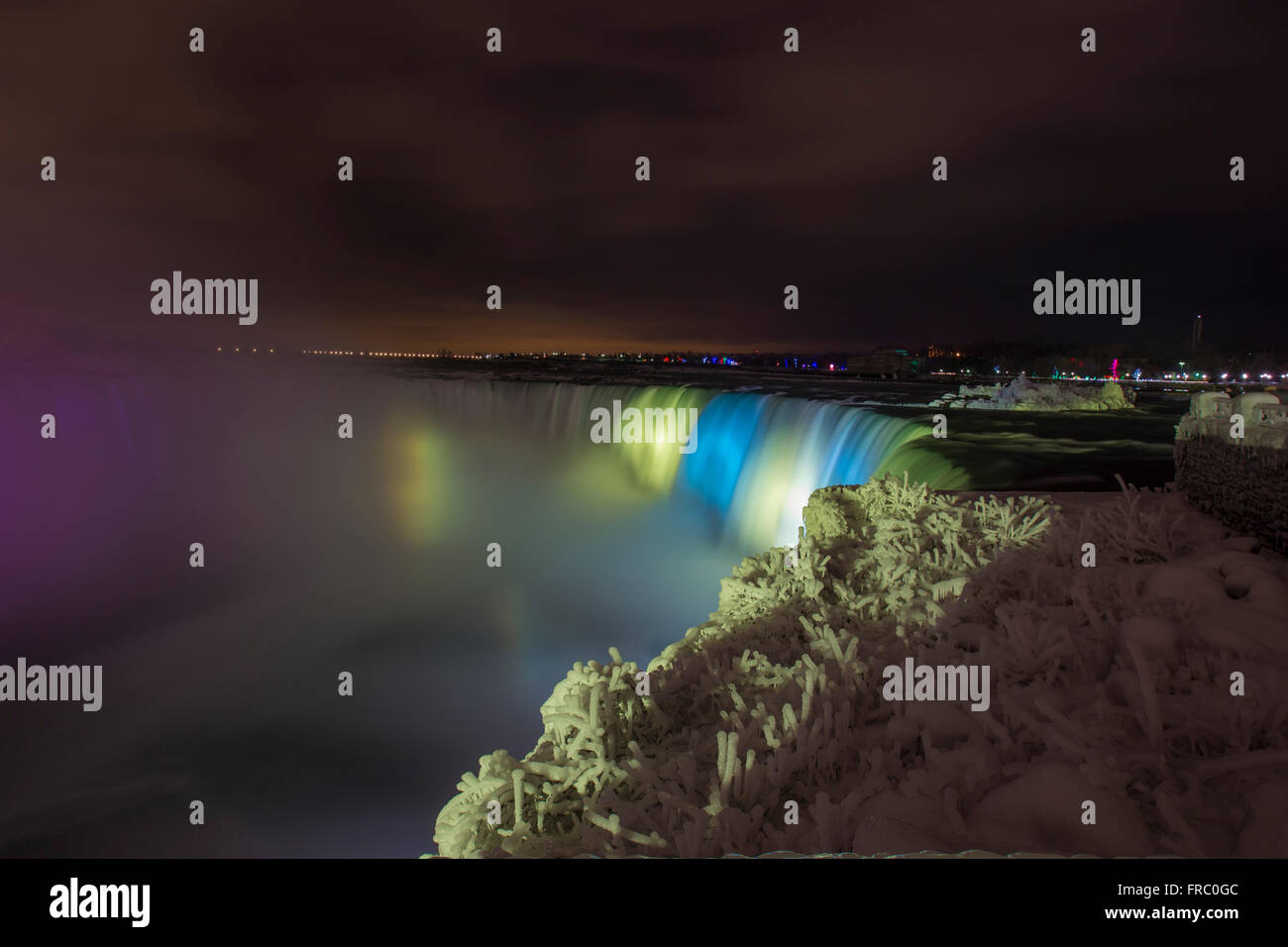 Niagara falls in winter at night hires stock photography and images