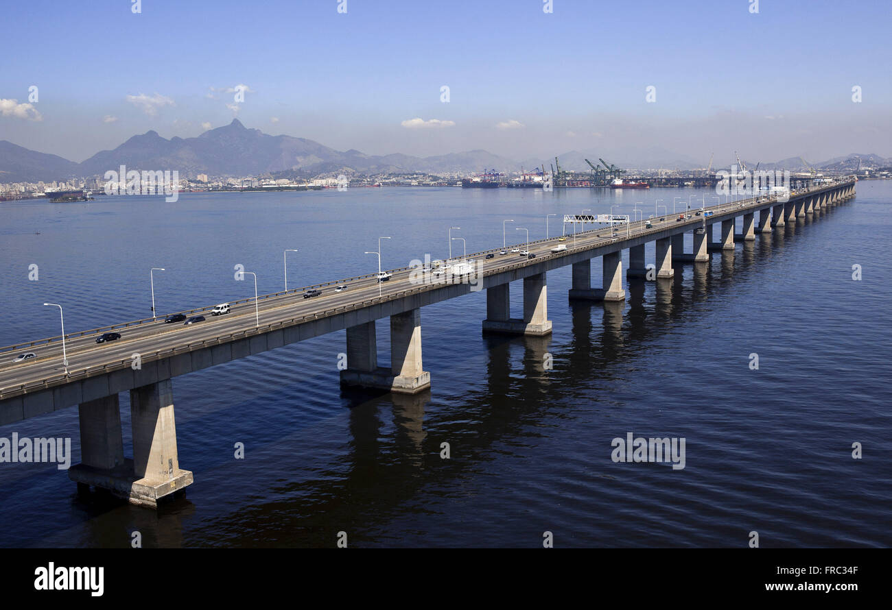 Aerial view rio de janeiro niteroi bridge hires stock photography and