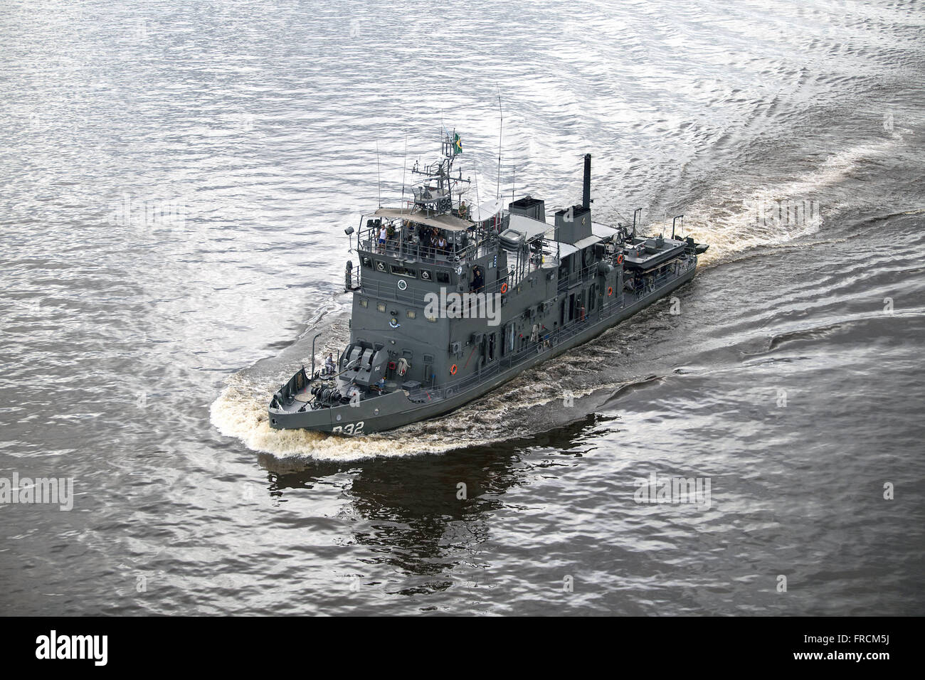 Vista aérea do Navio da Marinha do Brasil navegando no Rio Amazonas Stock Photo Alamy Vista aérea do Navio da Marinha do Brasil navegando no Rio Amazonas Stock Photo Alamy