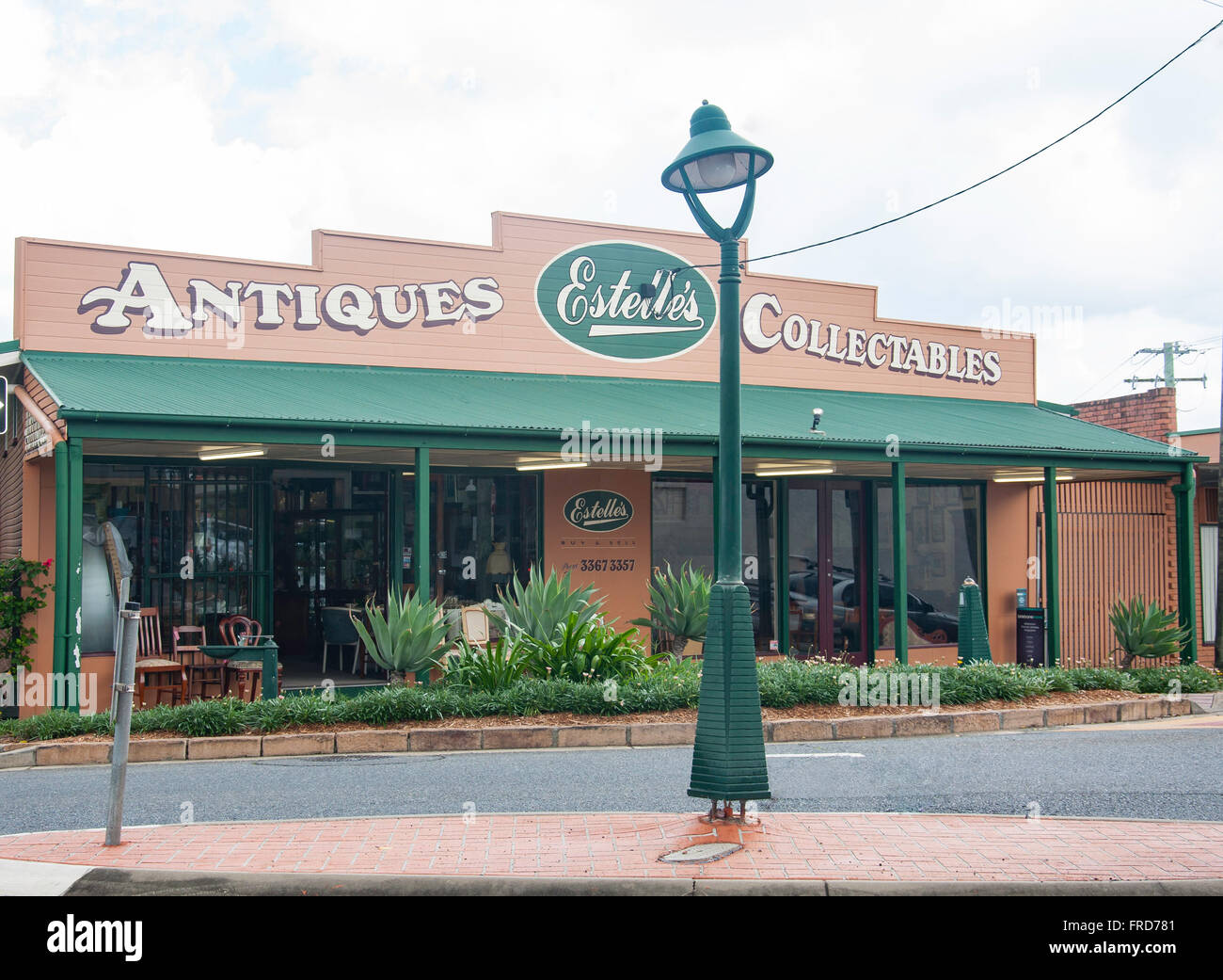 Estelle’s Antique & Collectables Centre, Latrobe Terrace, Paddington
