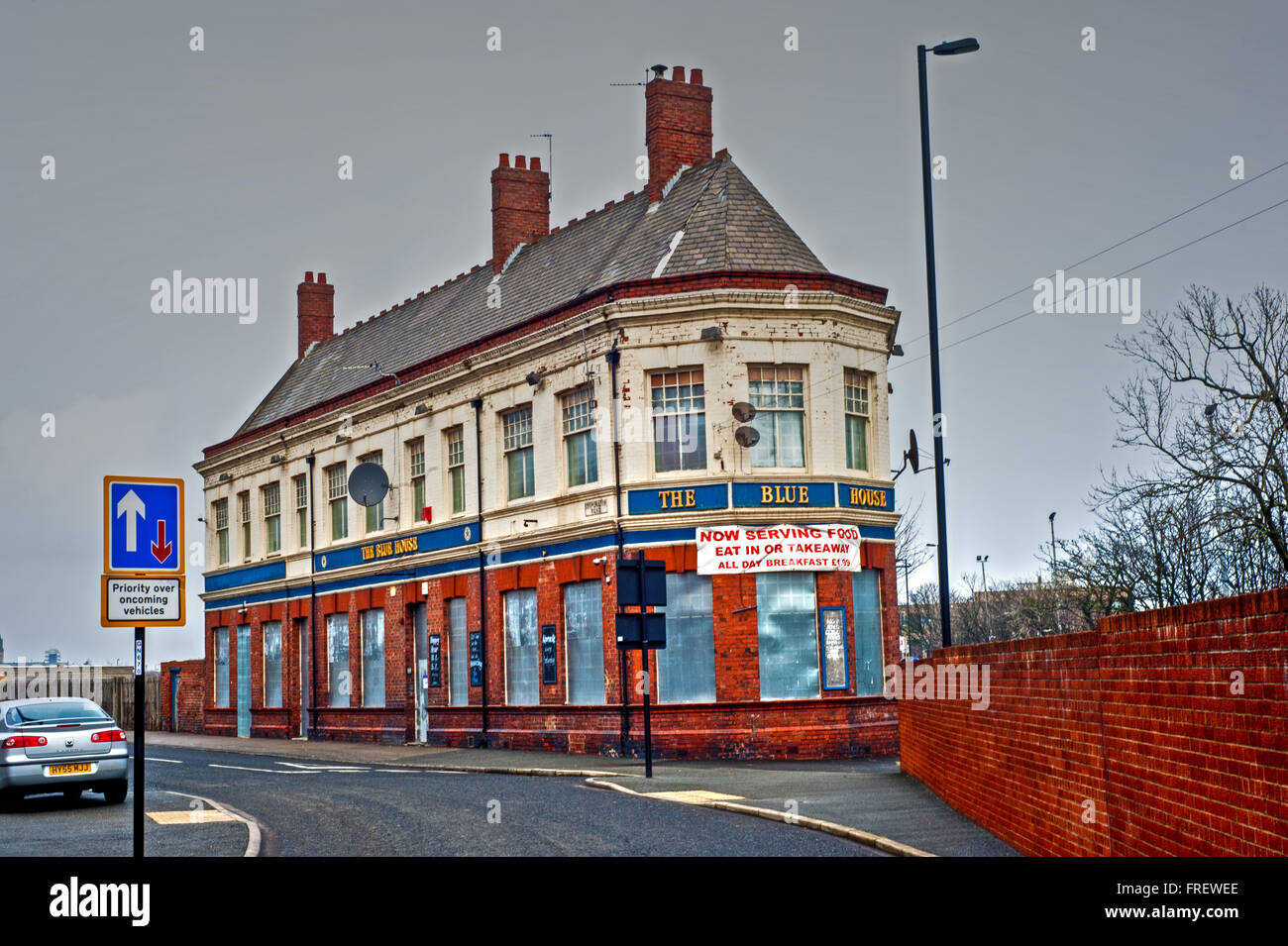Blue house pub in sunderland hires stock photography and images Alamy