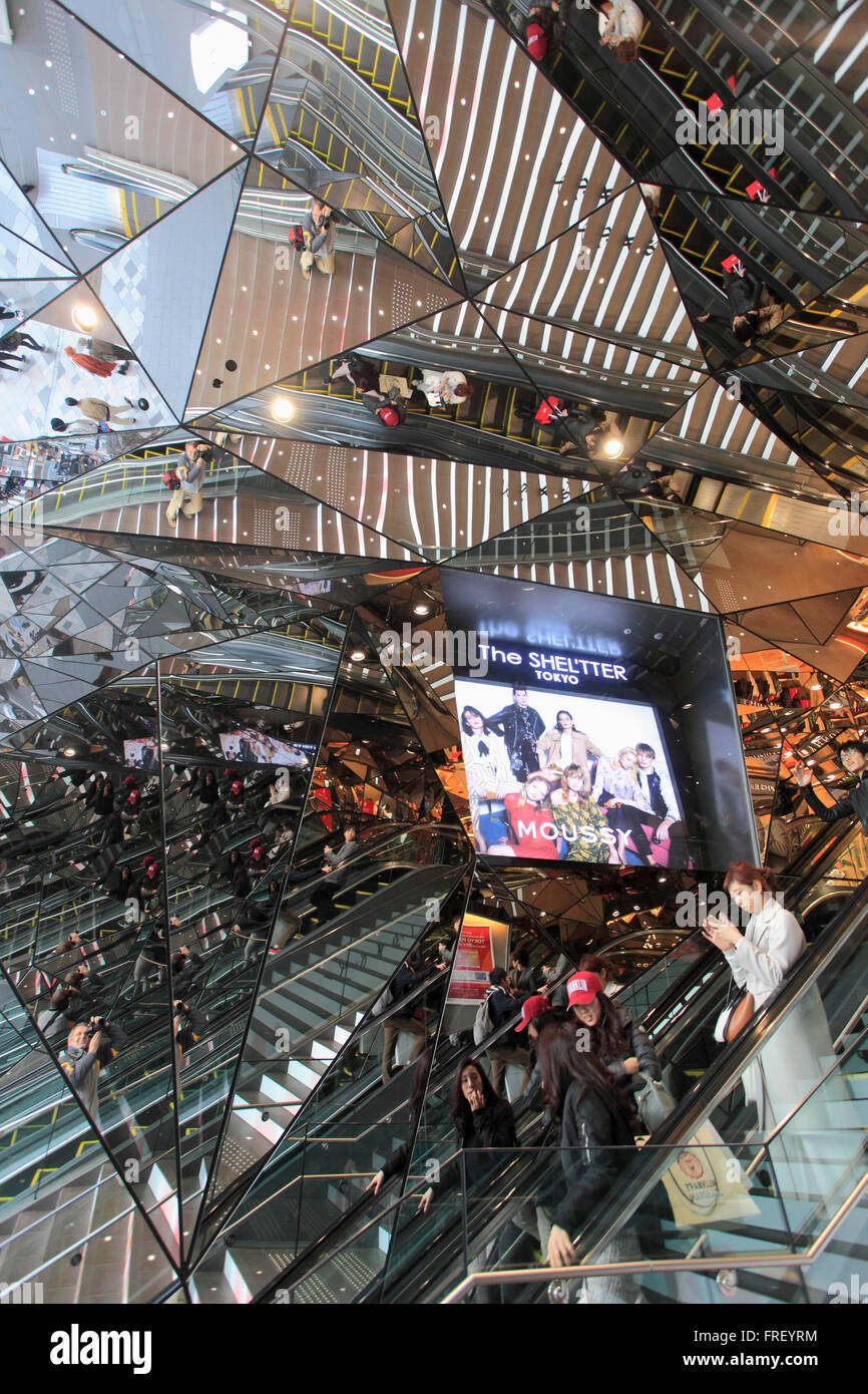 Japan, Tokyo, Omotesando, Tokyu Plaza, interior, mirrors, Stock Photo