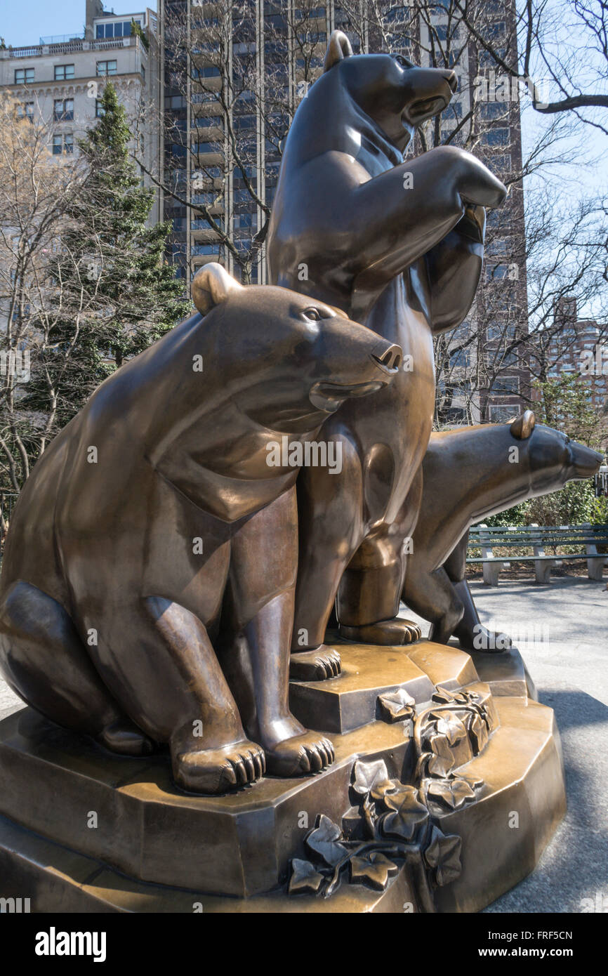 The Group of Bears Statue, Central Park, NYC Stock Photo Alamy