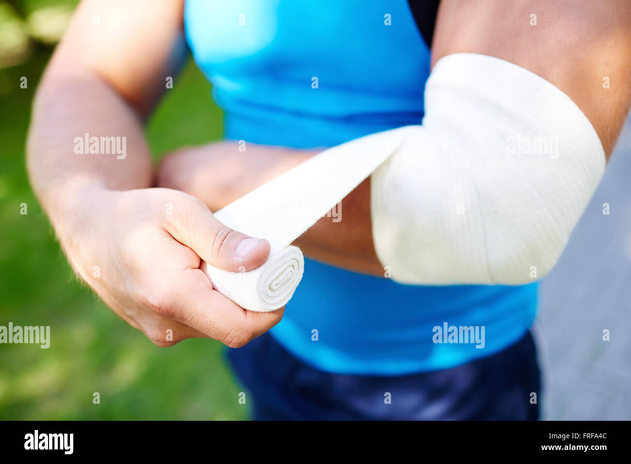 Broken Elbow High Resolution Stock Photography and Images Alamy
