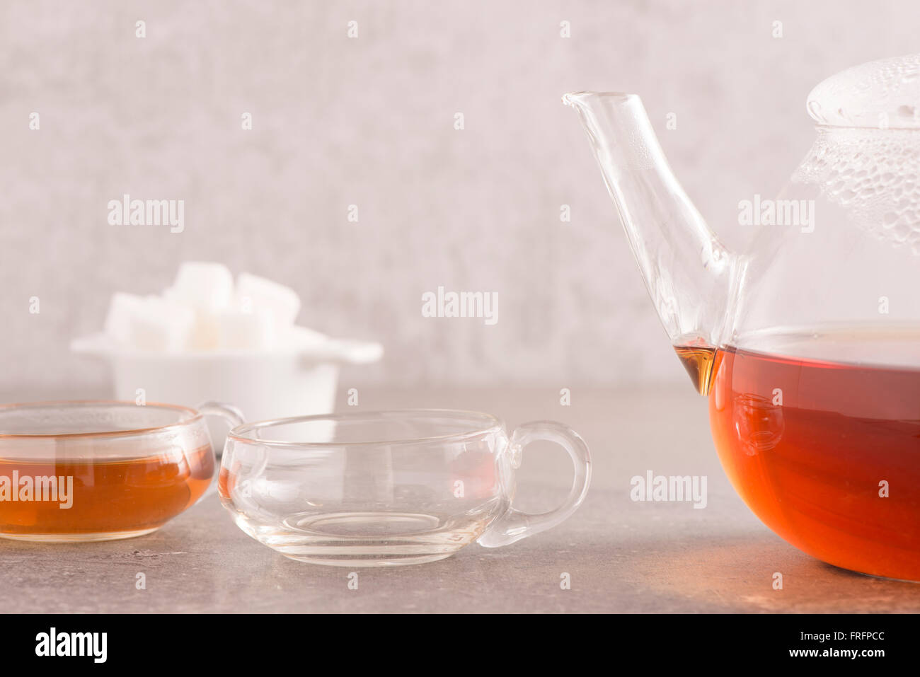 Sugarcubes and glass hires stock photography and images Alamy