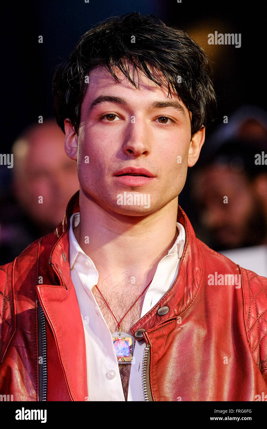 Ezra miller hi-res stock photography and images - Alamy