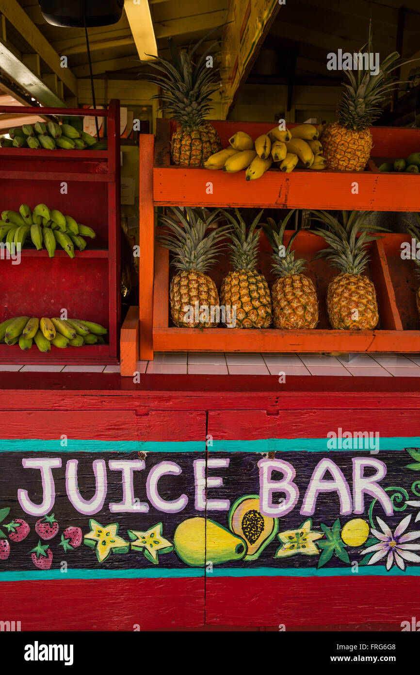 Kauai, Hawaii, USA. 21st Dec, 2015. Aloha Fruit Juice Bar in Hanalei Bay. Kauai is the fourth