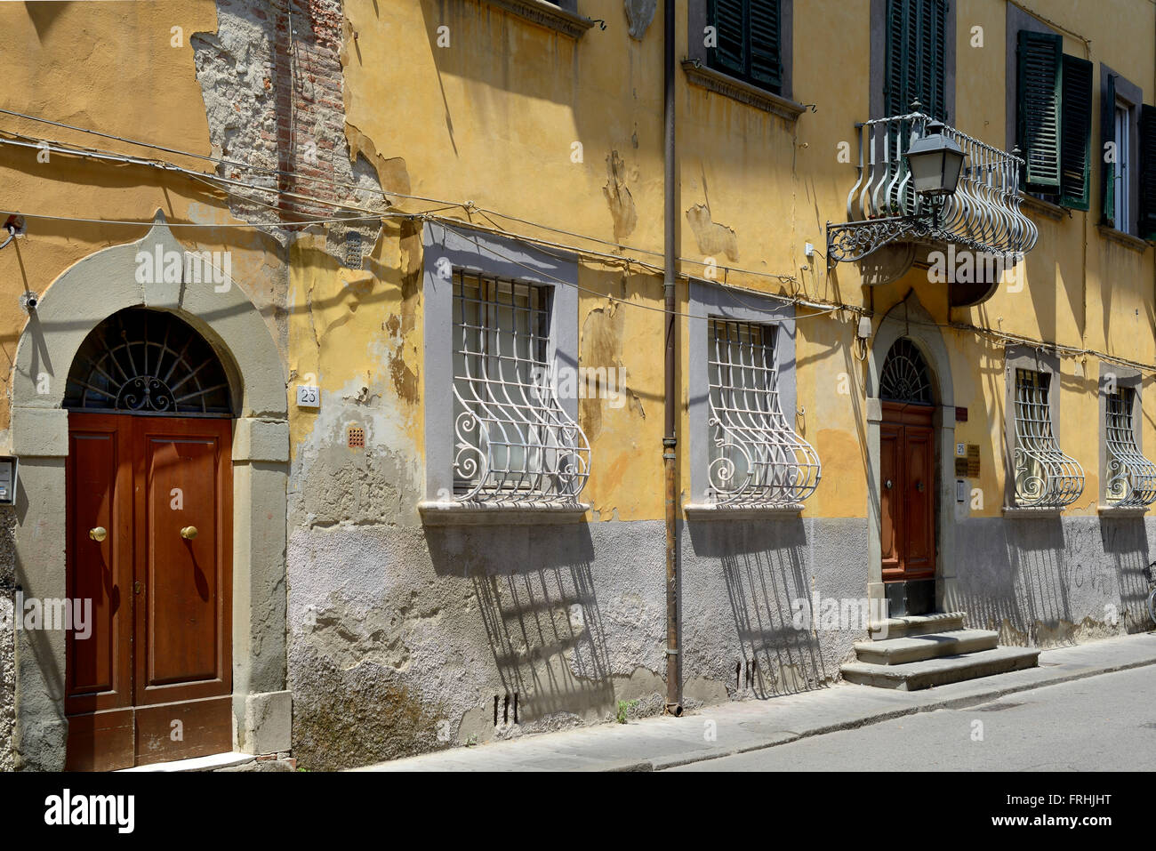 Rustic delapidated building, Via Giosuè Carducci, Pisa, Toscana, Tuscany, Italy, Europe Stock Photo