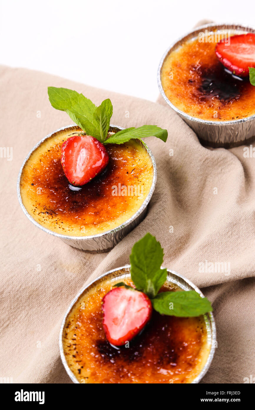 Pudding creme caramel hi-res stock photography and images - Page 19 - Alamy
