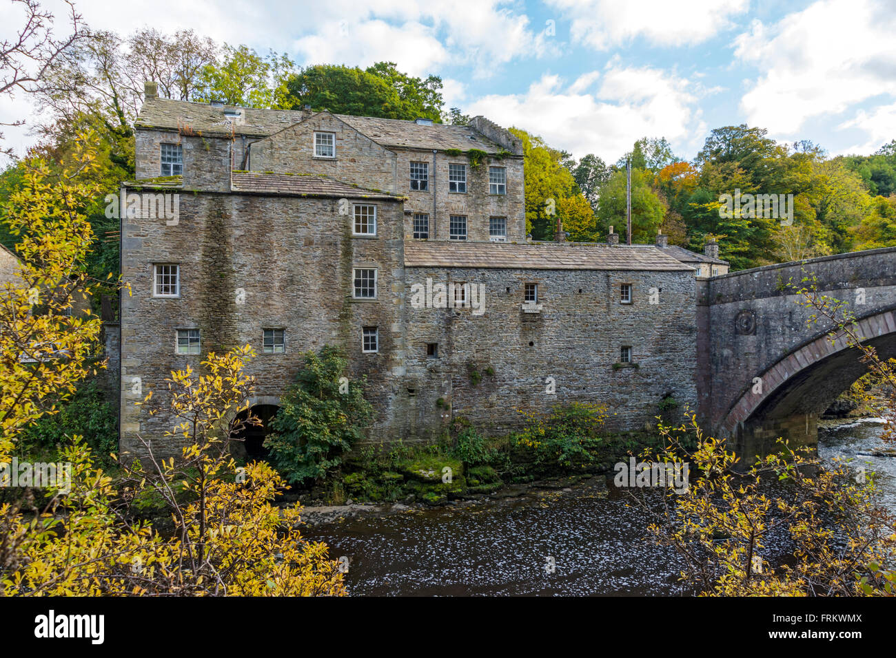 Yore Mill (18th cent) and the bridge over the river Ure, Aysgarth Falls, Wensleydale, Yorkshire Dales National Park, England, UK Stock Photo