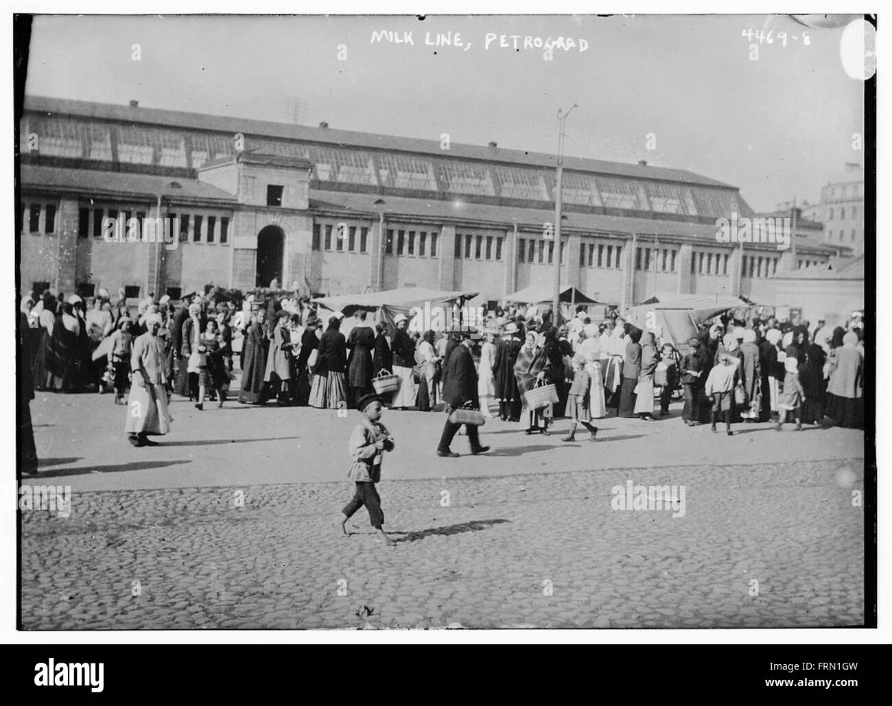 Petrograd Black and White Stock Photos & Images - Page 2 - Alamy