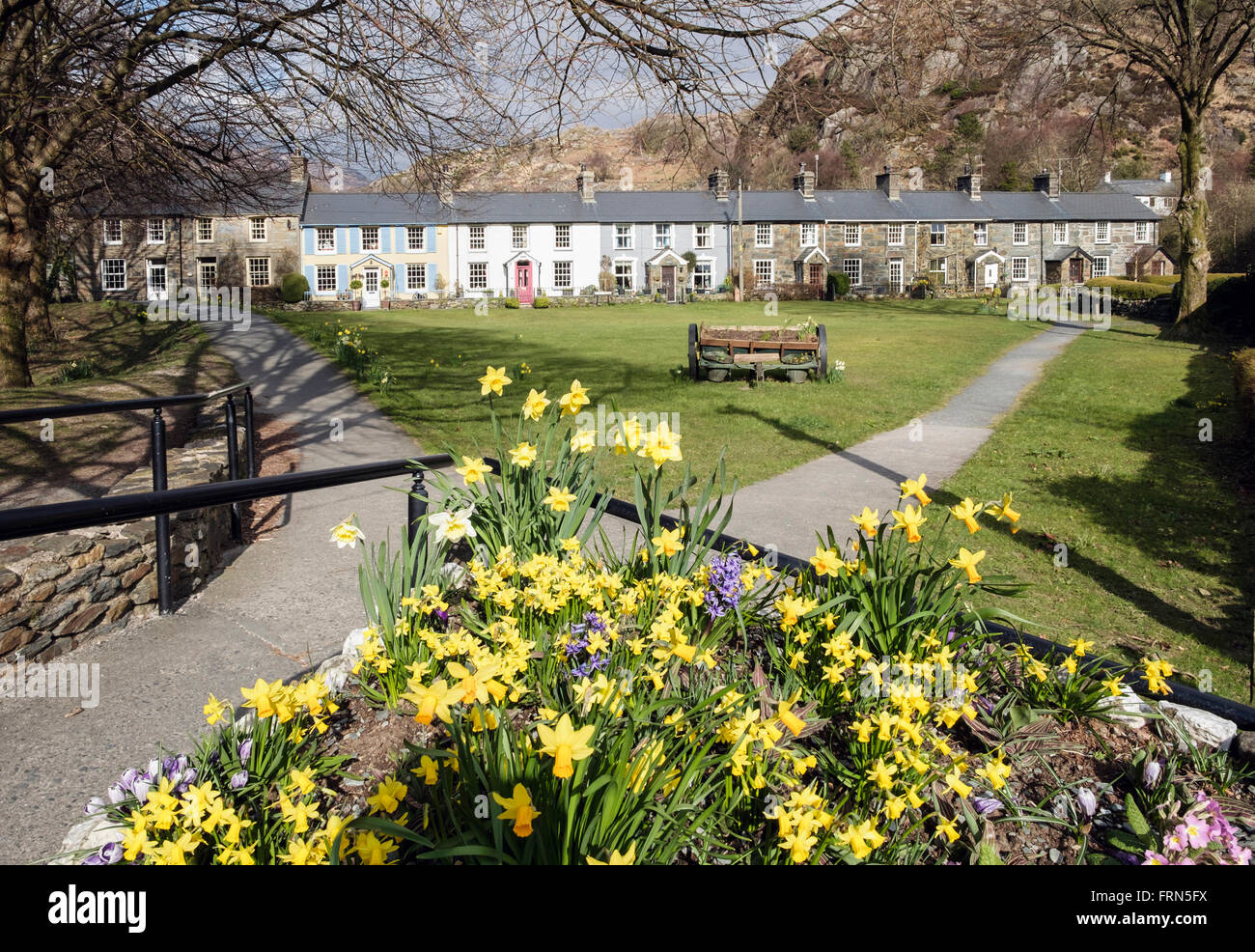 Old welsh village villages hi-res stock photography and images - Alamy