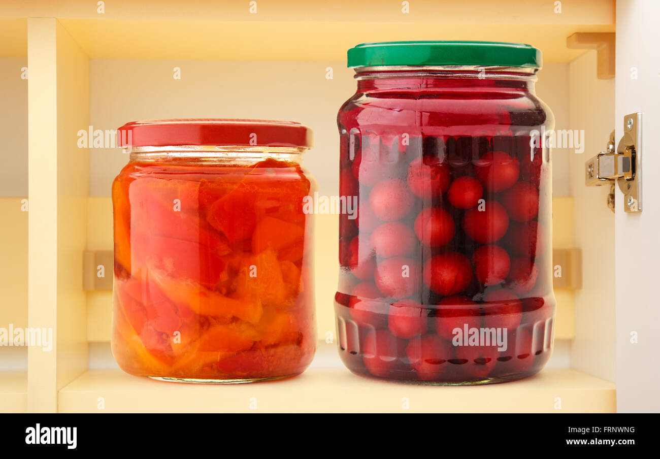 Pickle jar shelf hires stock photography and images Alamy