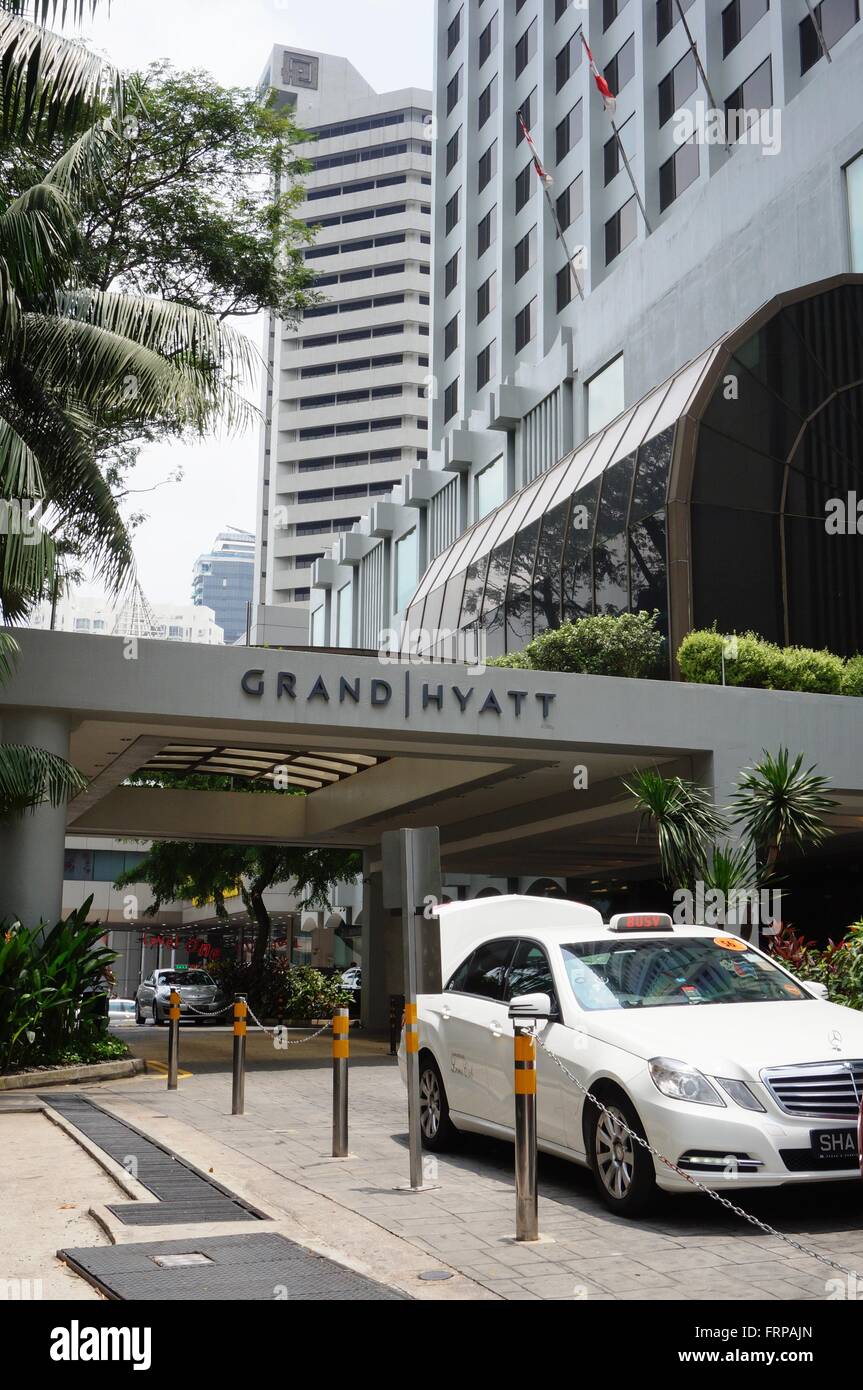 Entrance To The Luxury Hotel Grand Hyatt Singapore On Scotts Road In The Center Of The Orchard Road Shopping Area Stock Photo Alamy Entrance To The Luxury Hotel Grand Hyatt Singapore On Scotts Road In The Center Of The Orchard Road Shopping Area Stock Photo Alamy