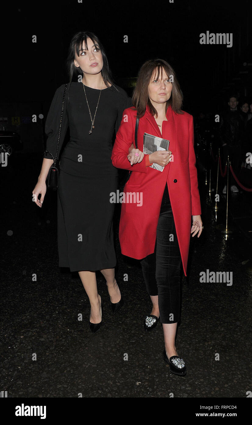 LFW AW/16 - Simone Rocha - Departures Featuring: Daisy Lowe Where ...