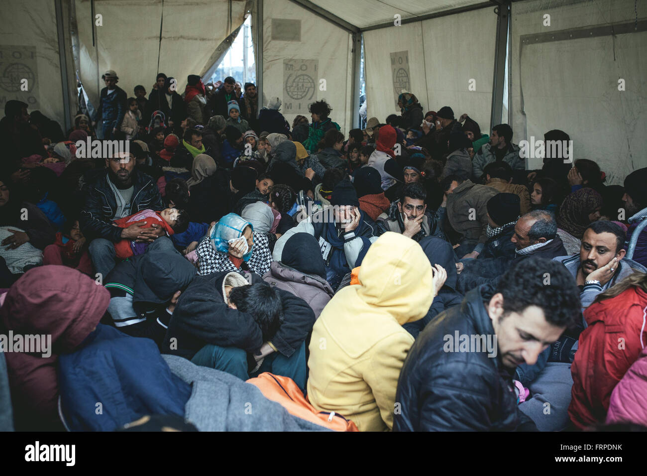 Idomeni refugee camp on the Greek Macedonia border, refugees waiting at the checkpoint, Idomeni, Central Macedonia, Greece Stock Photo
