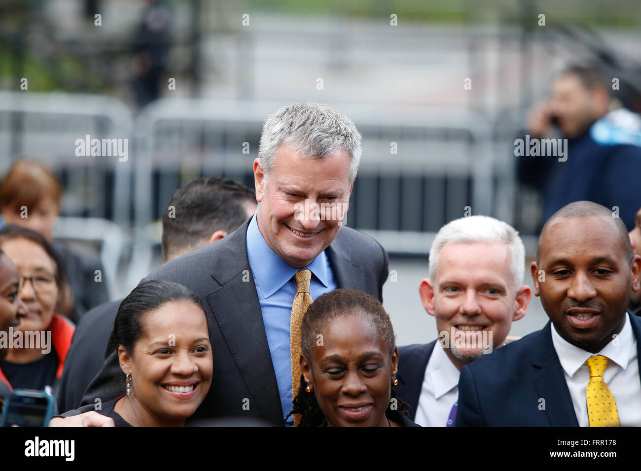 New York City, USA, 23 March 2016: Mayor de Blasio with Chirlane McCray & city council members during a Foley Square rally in celebration of NYC's new mandatory inclusionary zoning law. Credit:  Andrew Katz/Alamy Live News Stock Photo