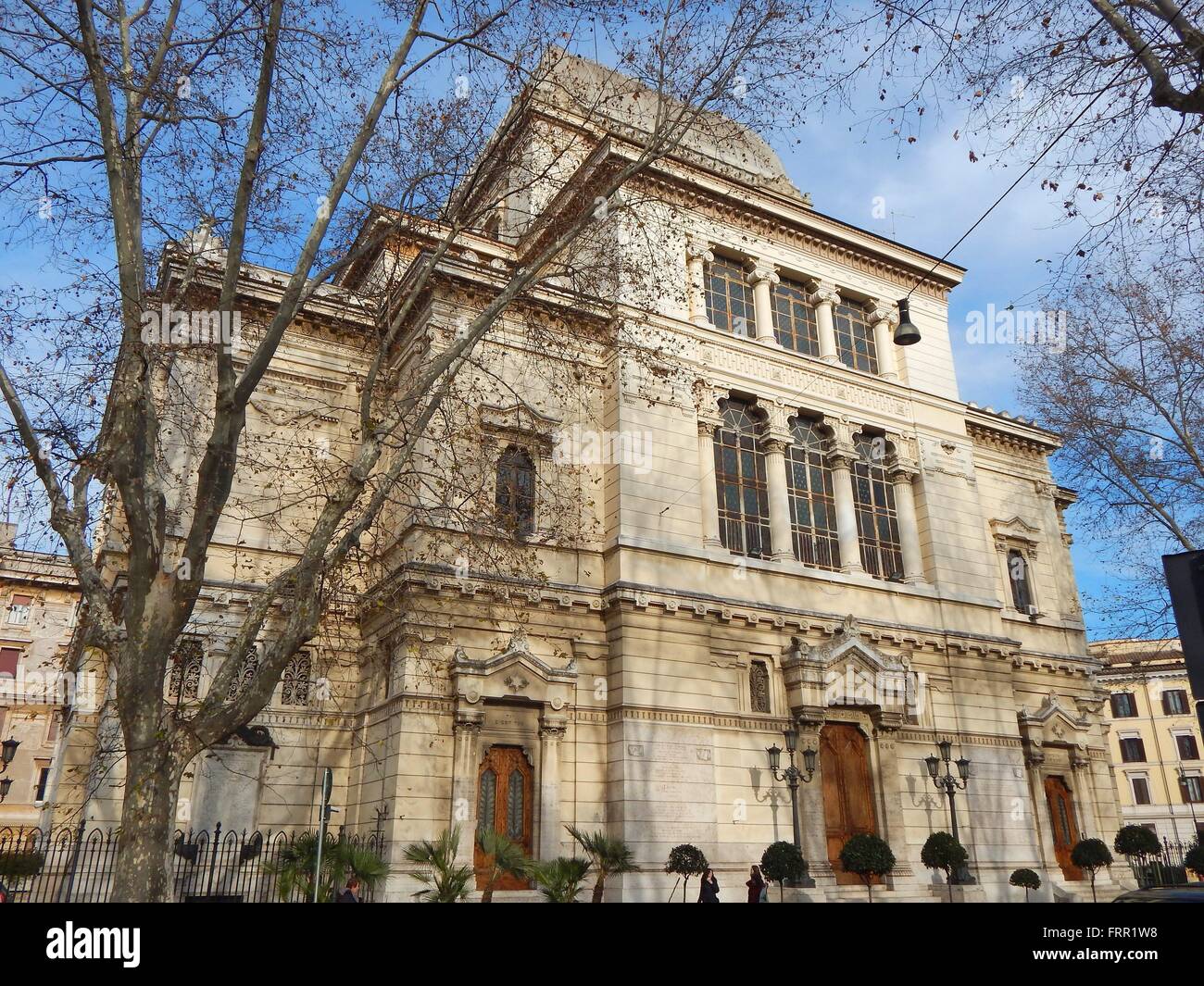 Synagogue In Roma The Sinagoga Nuova - Synagogue in Rome was built in 1904 Stock Photo ...