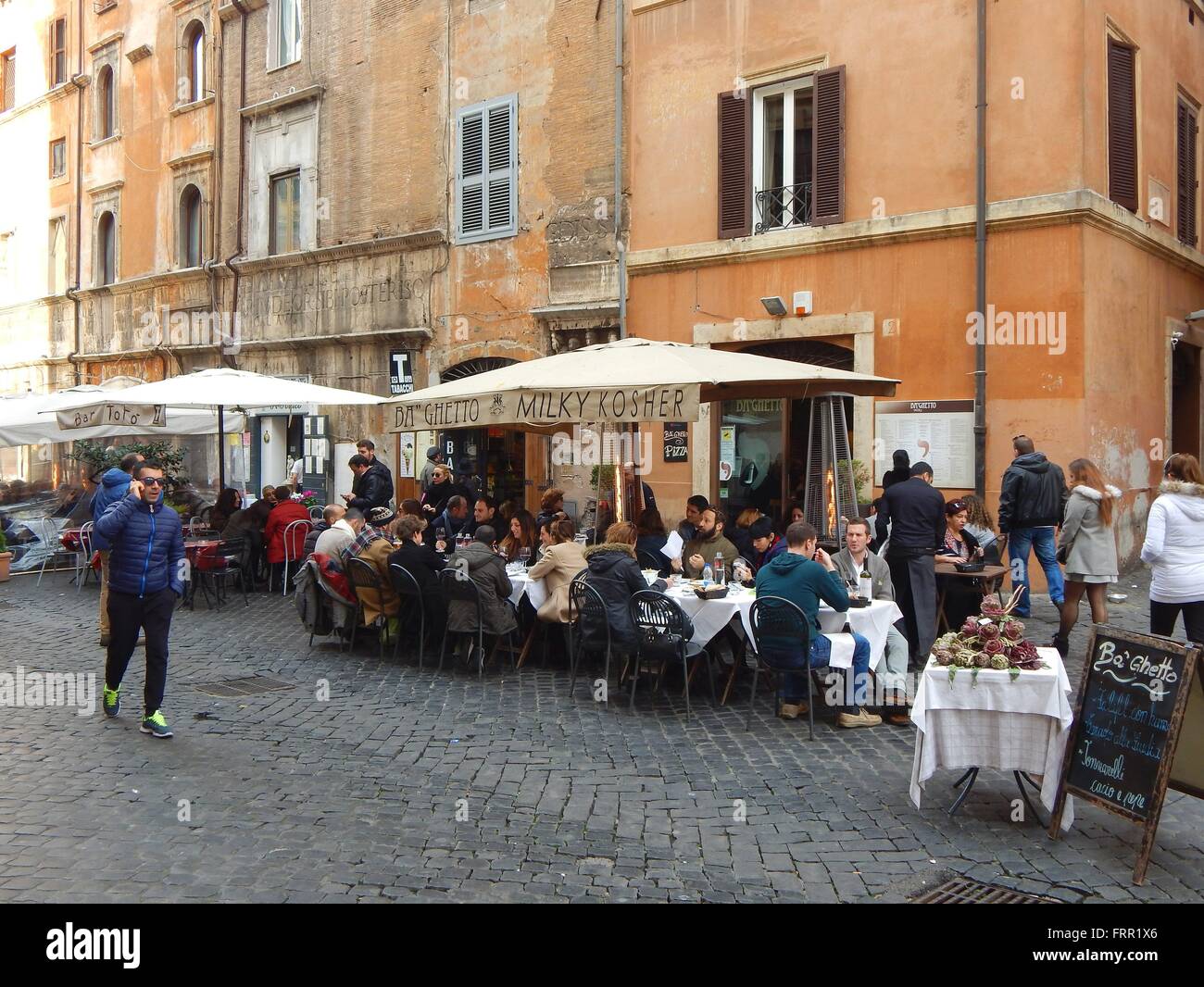 The kosher Restaurants and Bars in the former jewish Ghetto in Rome are