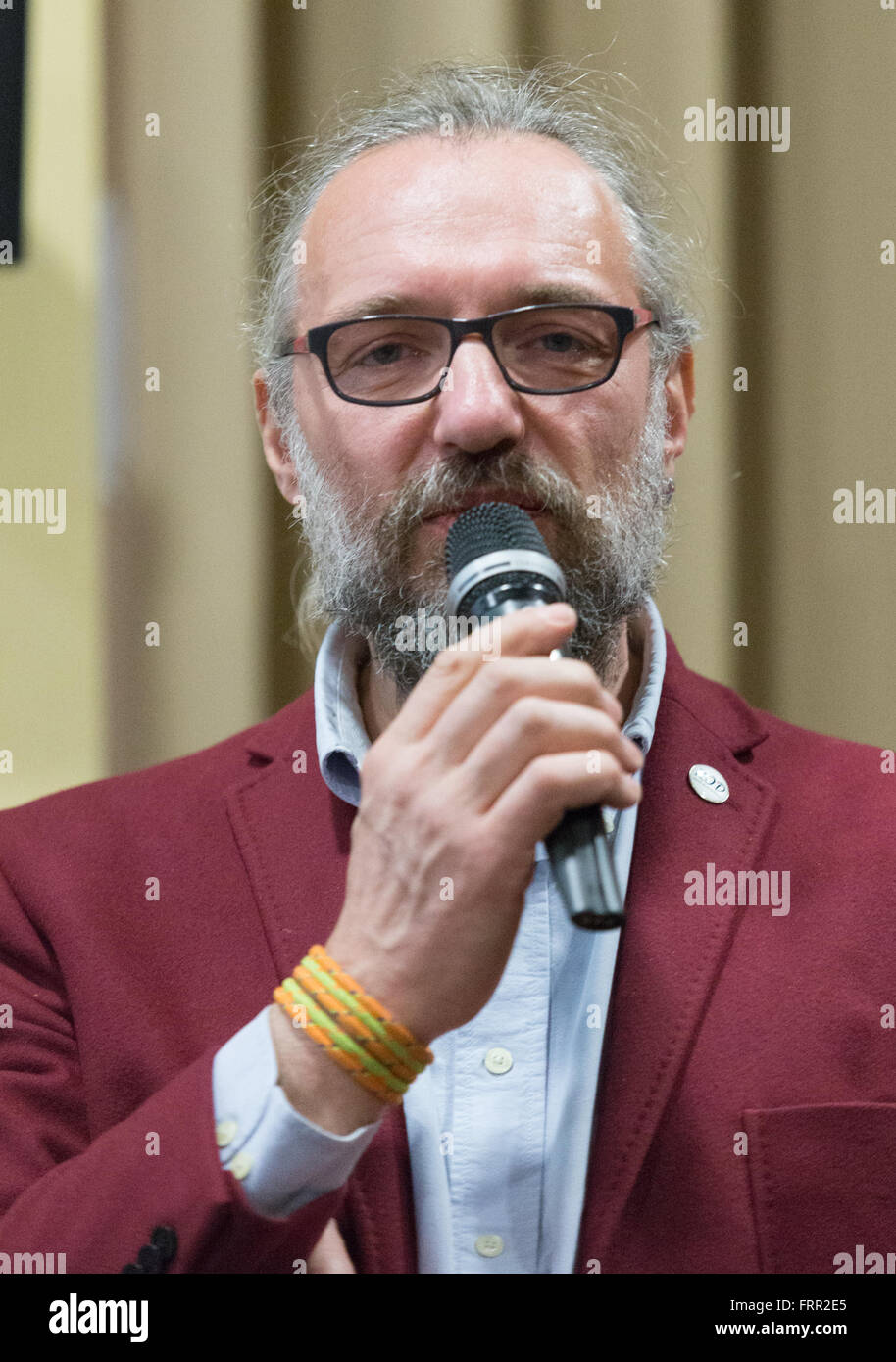 Kielce, Poland. 23rd Mar, 2016. A meeting with Mateusz Kijowski, the founder of the Committee for the Defence of Democracy in Poland, one of the main resistance powers that stands against current rightwing goverment in Kielce, Poland. Credit:  Dominika Zarzycka/Alamy Live News Stock Photo