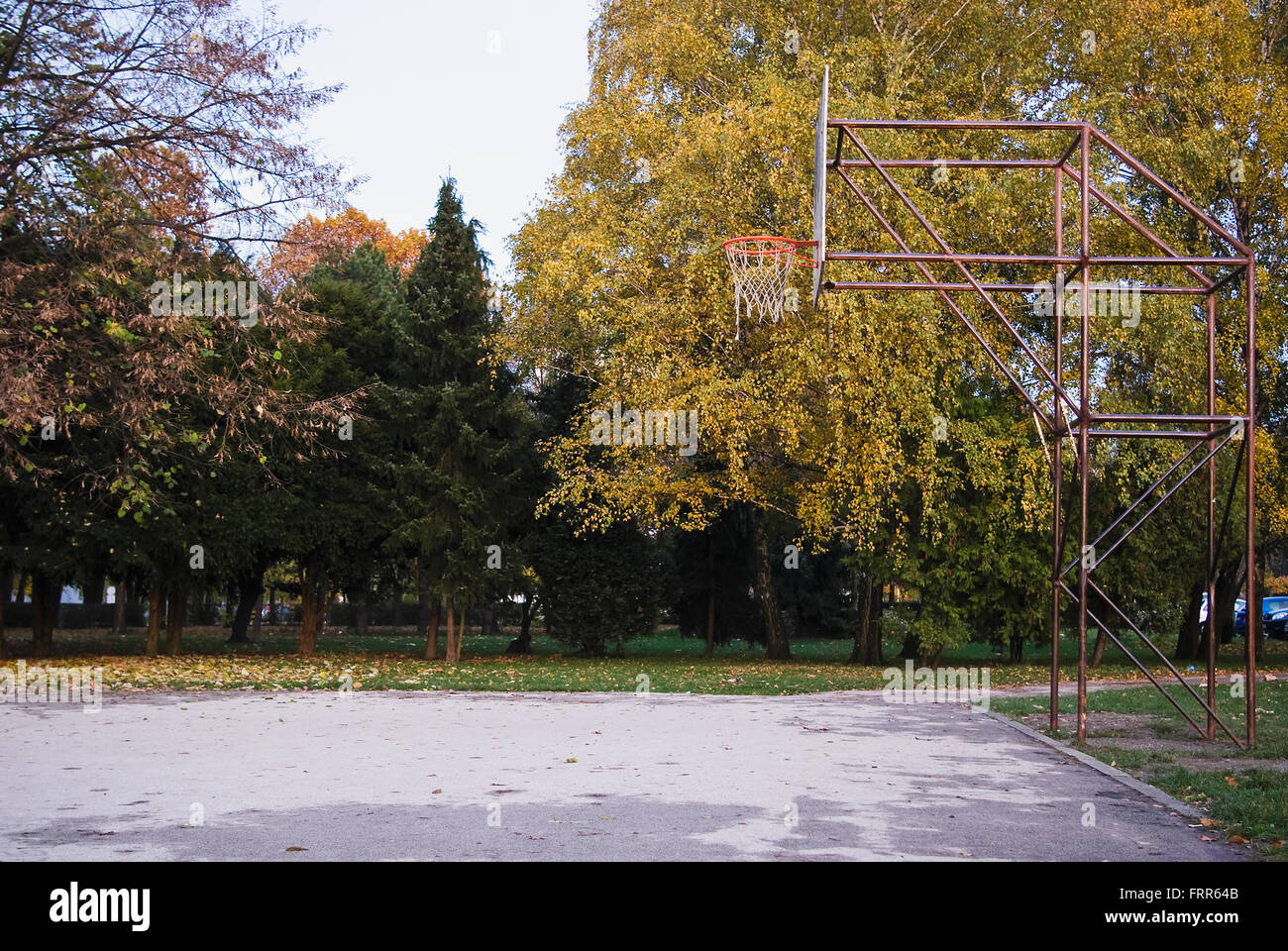basketball court in elementary school Stock Photo Alamy