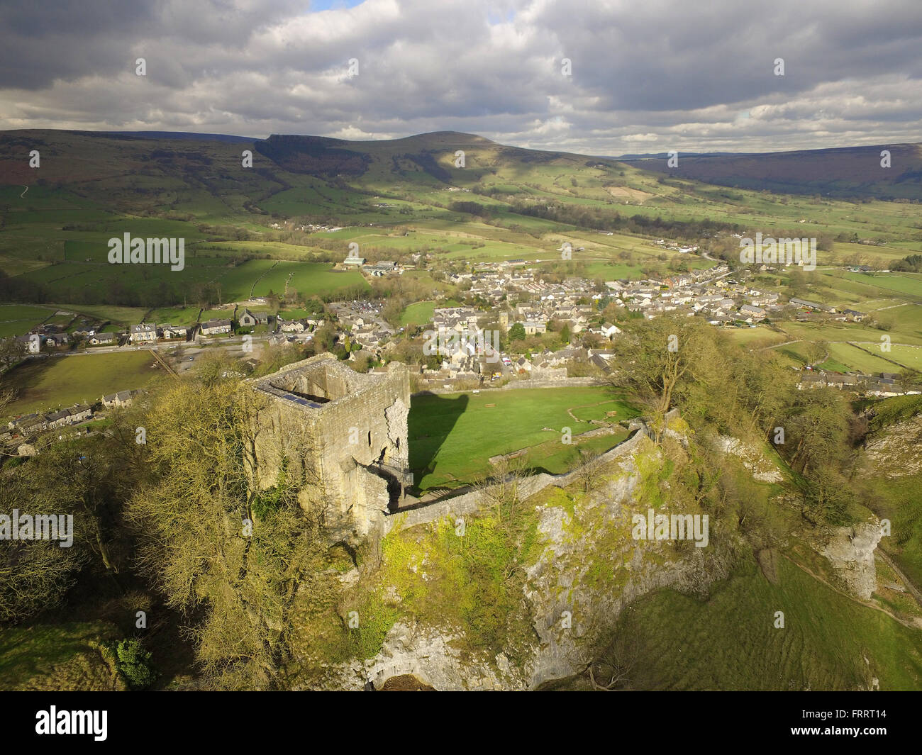 Castleton Peveril Castle Derbyshire Peak District Stock Photo Alamy
