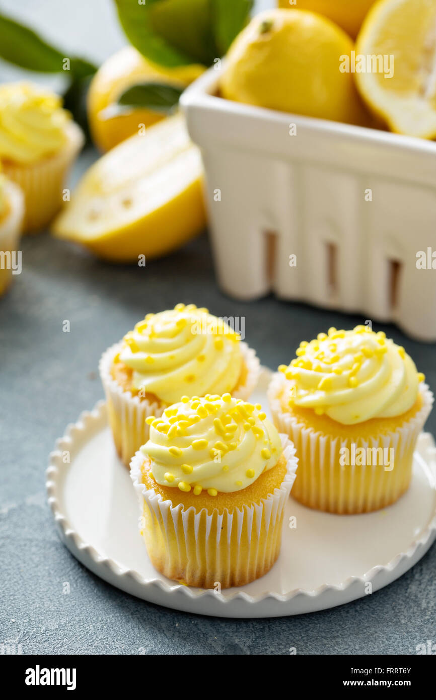Lemon cupcakes with bright yellow frosting Stock Photo Alamy