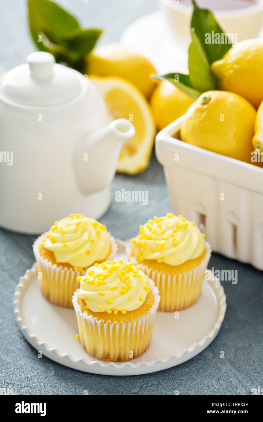 Lemon cupcakes with bright yellow frosting Stock Photo Alamy
