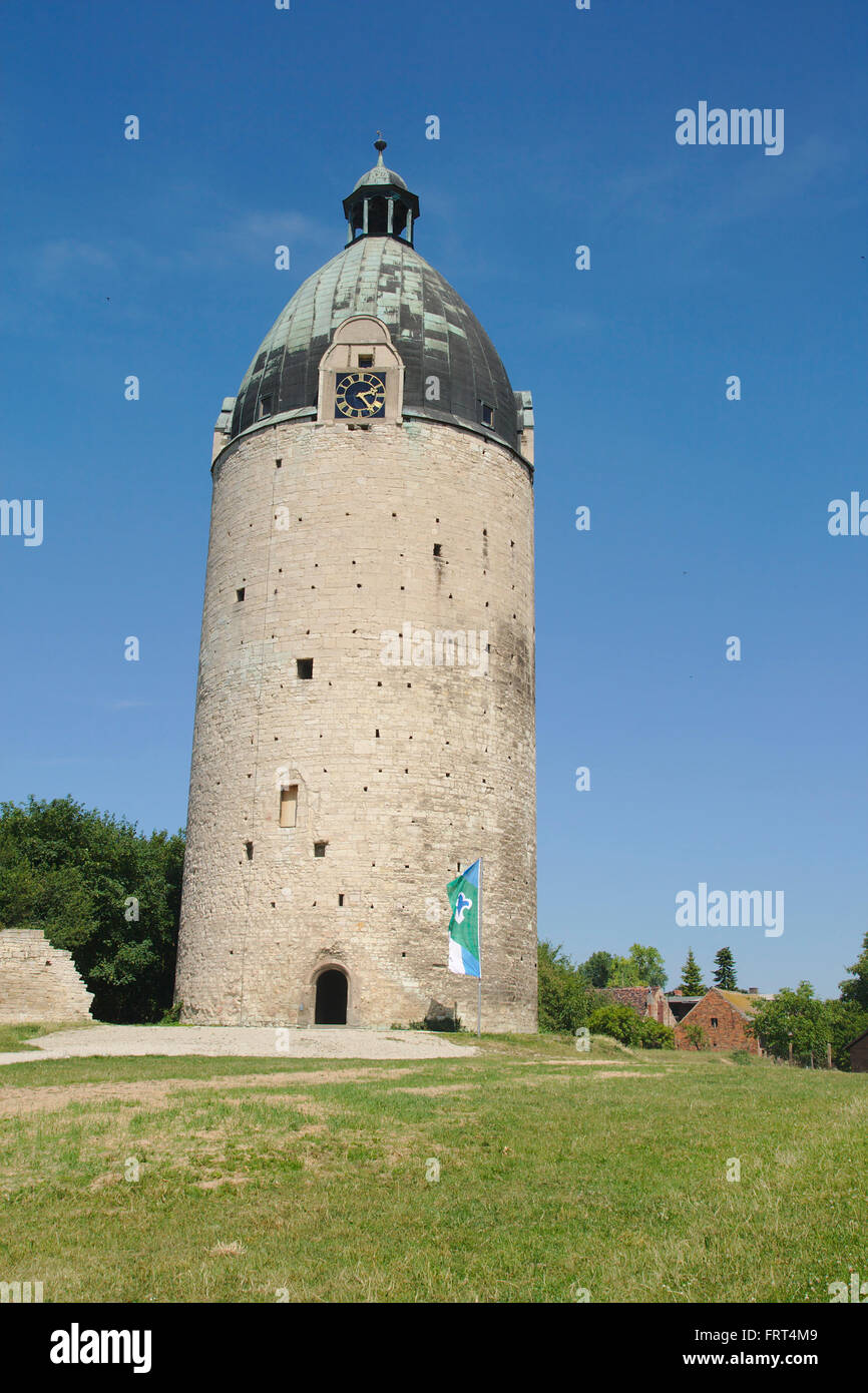 Donjon (Bergfried) Dicker Wilhelm, Neuenburg castle above Freyburg an der Unstrutt, Saxony-Anhalt, Germany Stock Photo