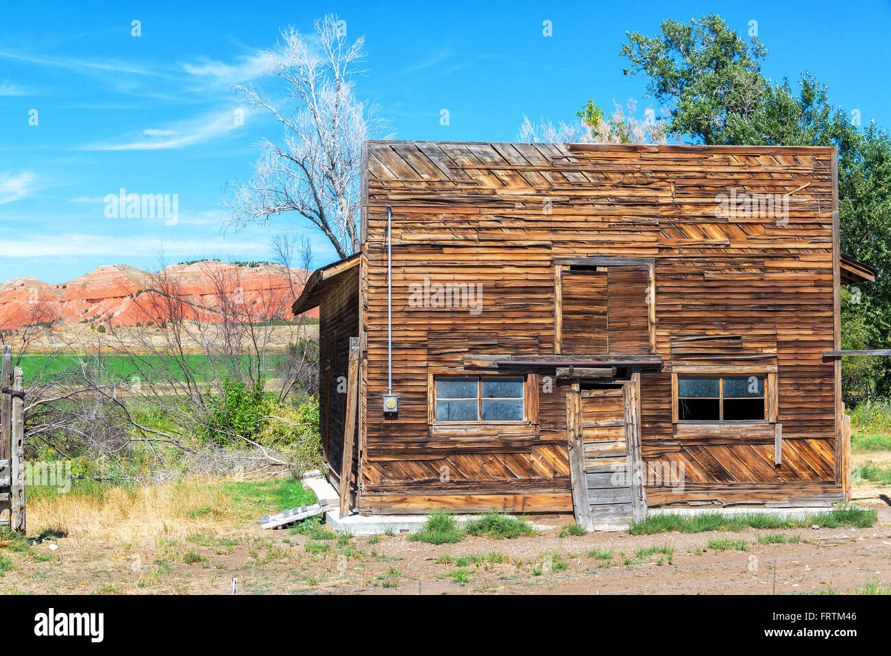 Old abandoned Wild West style building in Ten Sleep, Wyoming Stock Photo