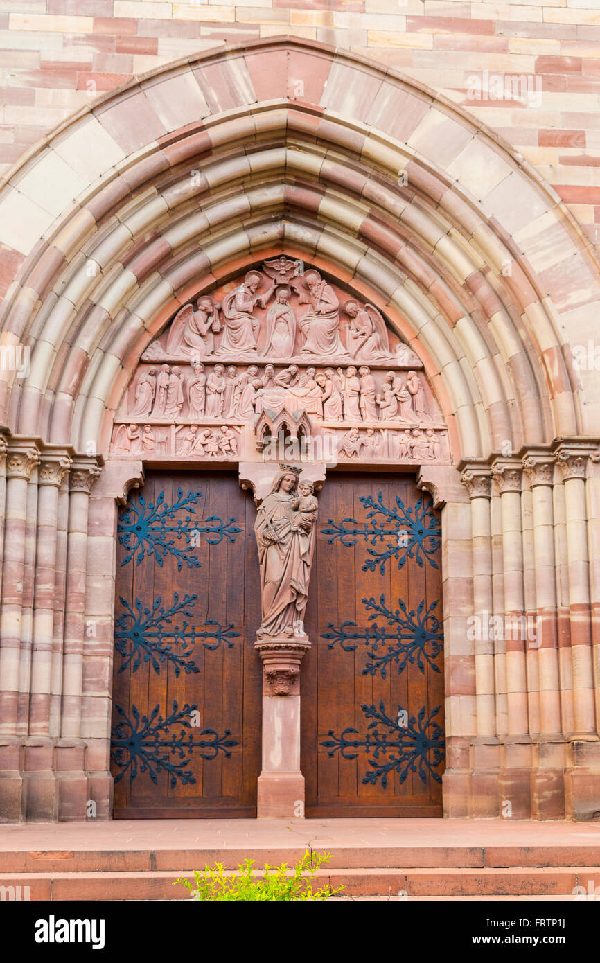 Front door Saint Pierre and Saint Paul Church in Obernai, Bas-Rhin Alsace France Stock Photo