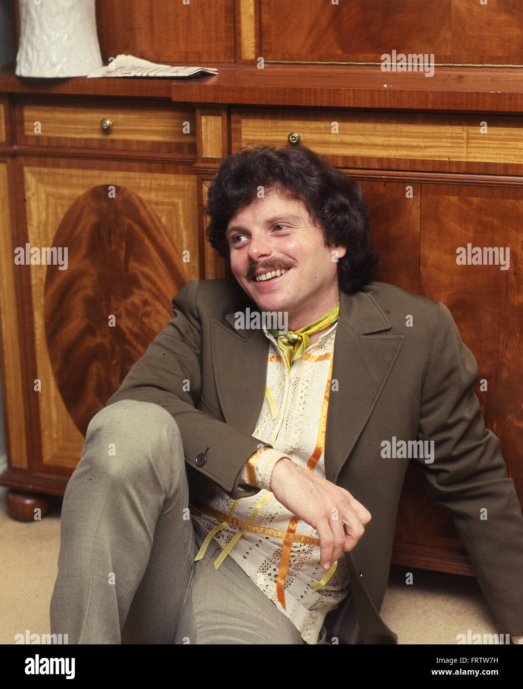 SCOTT McKENZIE US pop musician in 1967 Stock Photo - Alamy