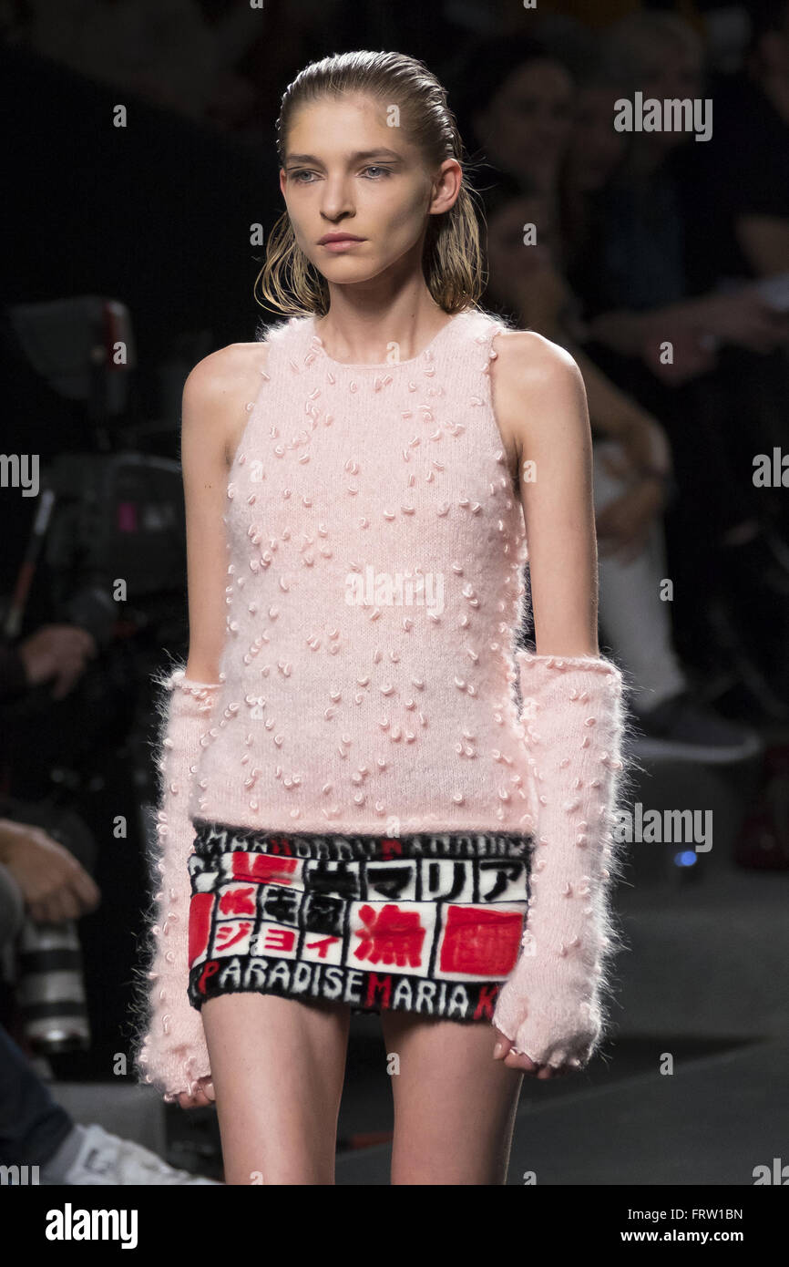 Maria Ke Madrid Fashion Week Fall/Winter 2016/17 - Maria ke Fisherman - Catwalk ...