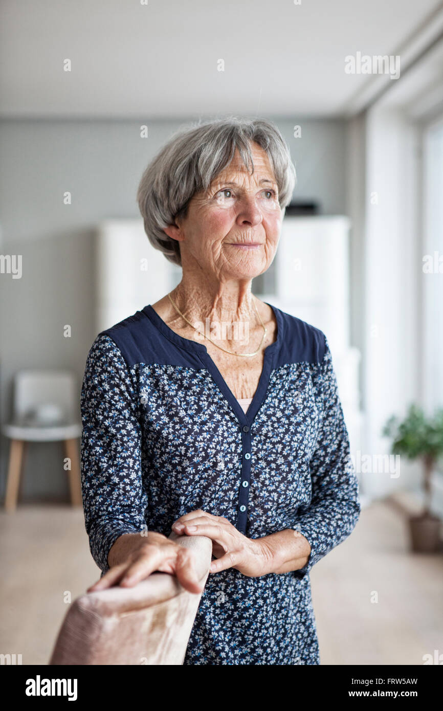 Home design senior woman hi-res stock photography and images - Alamy