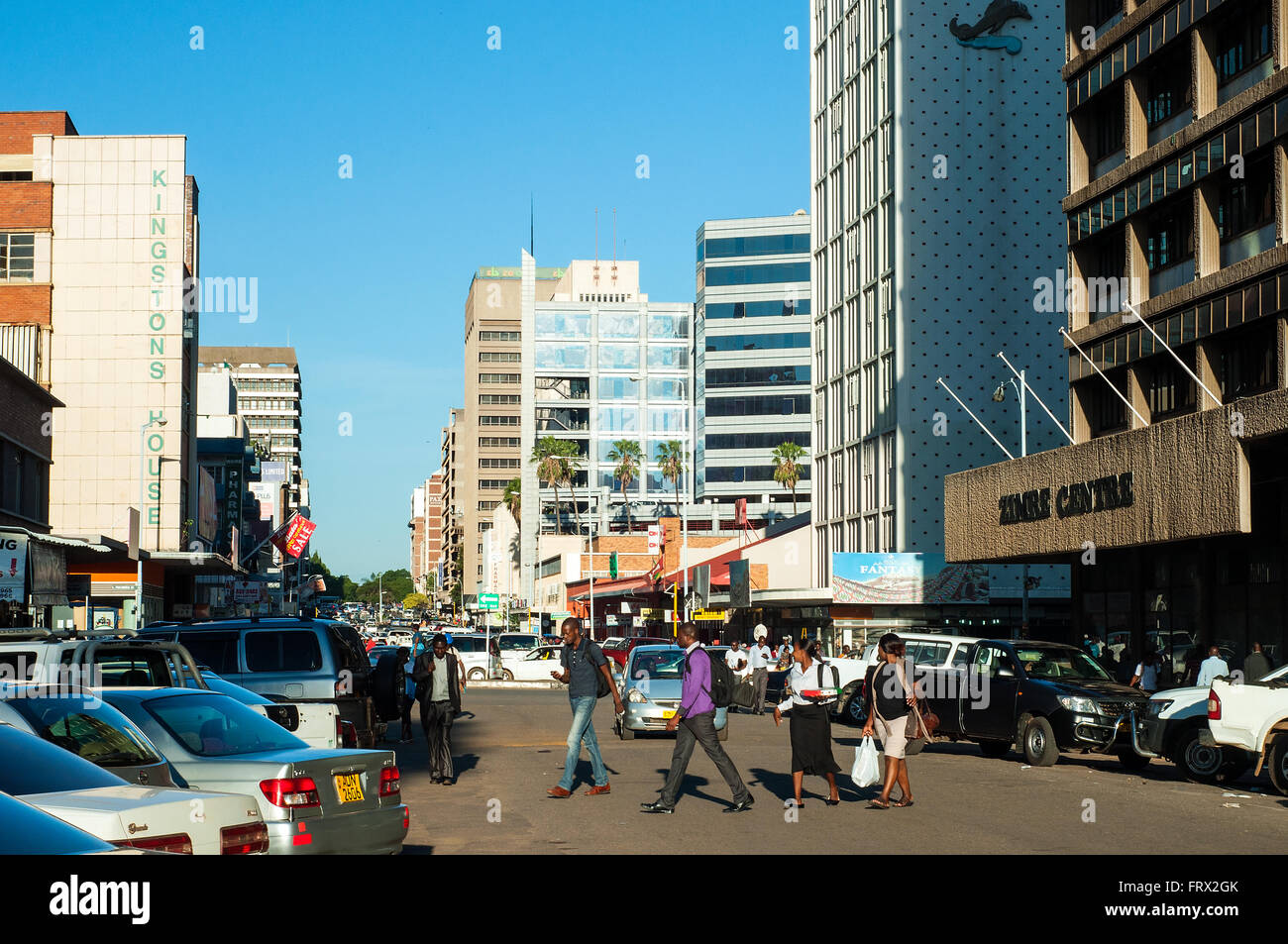 Looking east down Samora Machel Avenue, CBD, Harare, Zimbabwe Stock Photo