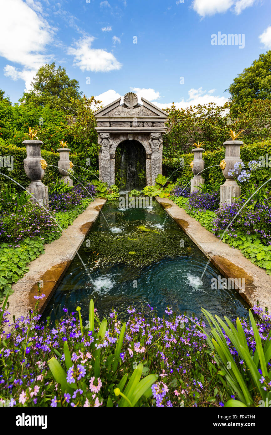 Arundel castle gardens, Arundel, West Sussex, England Stock Photo Alamy