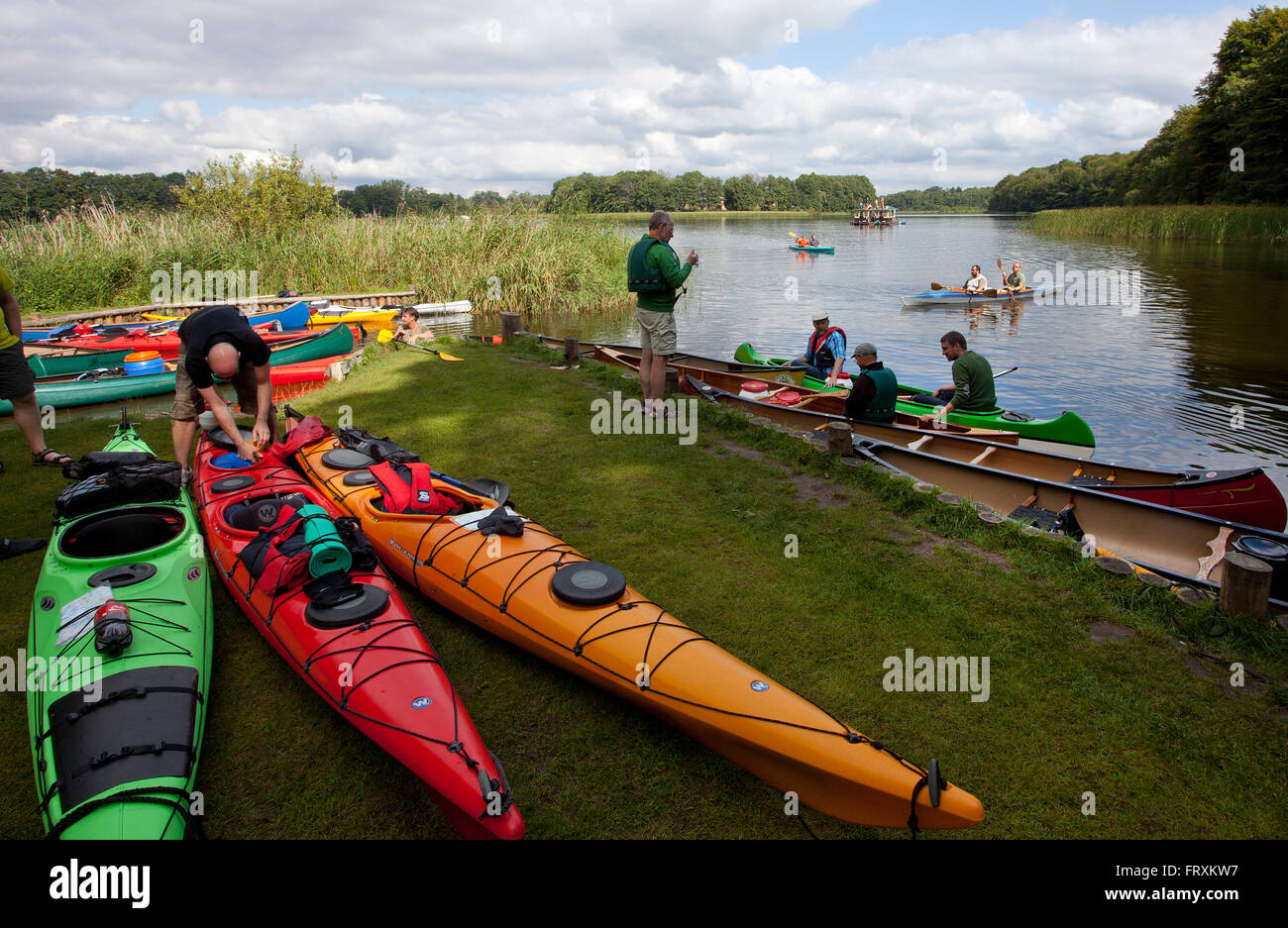 Canoe and kajak tour, Ahrensberg, Mecklenburgische Seenplatte,  Mecklenburg-Vorpommern, Germany Stock Photo - Alamy