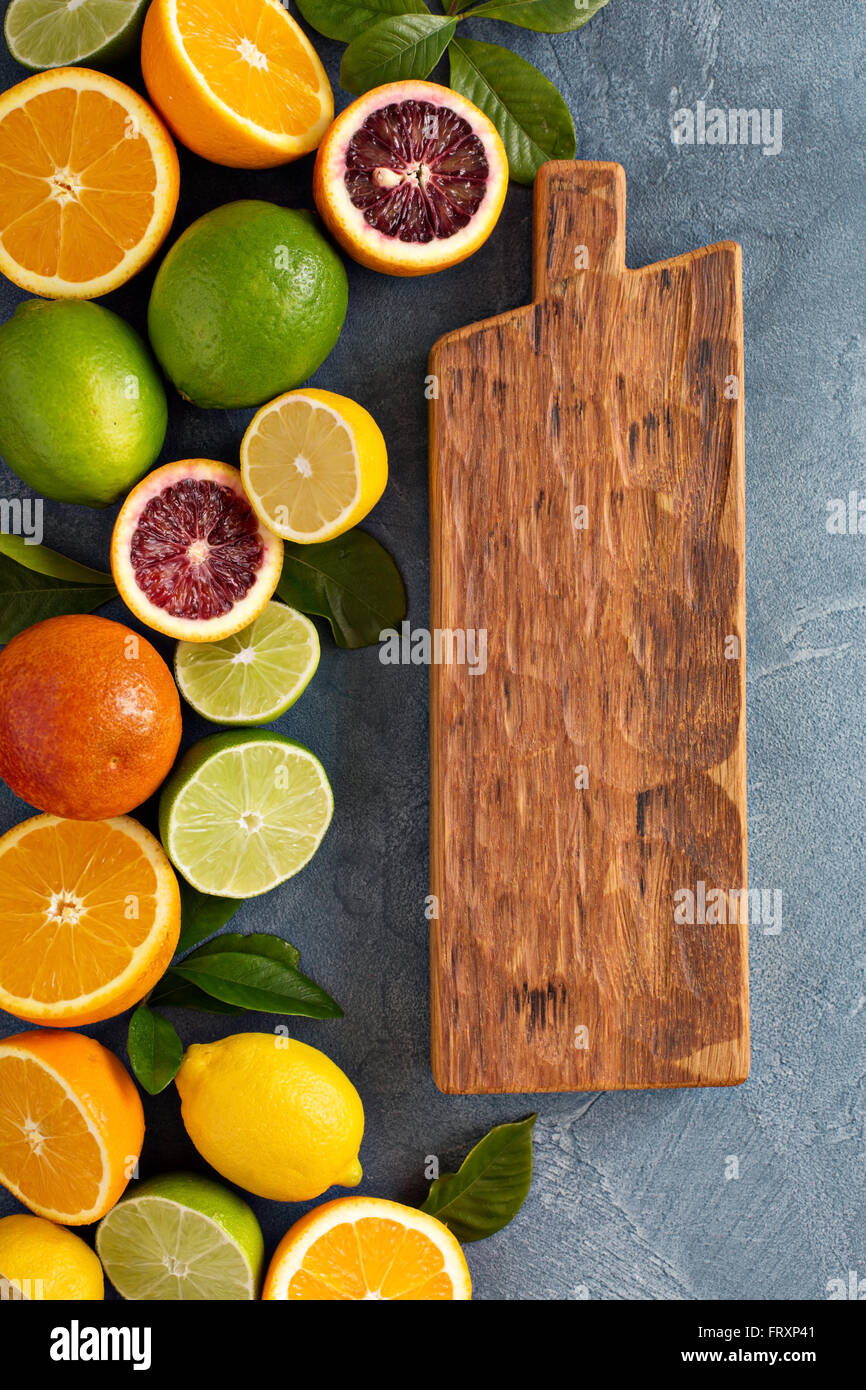 Citrus fruits background with oranges, limes and lemons Stock Photo - Alamy