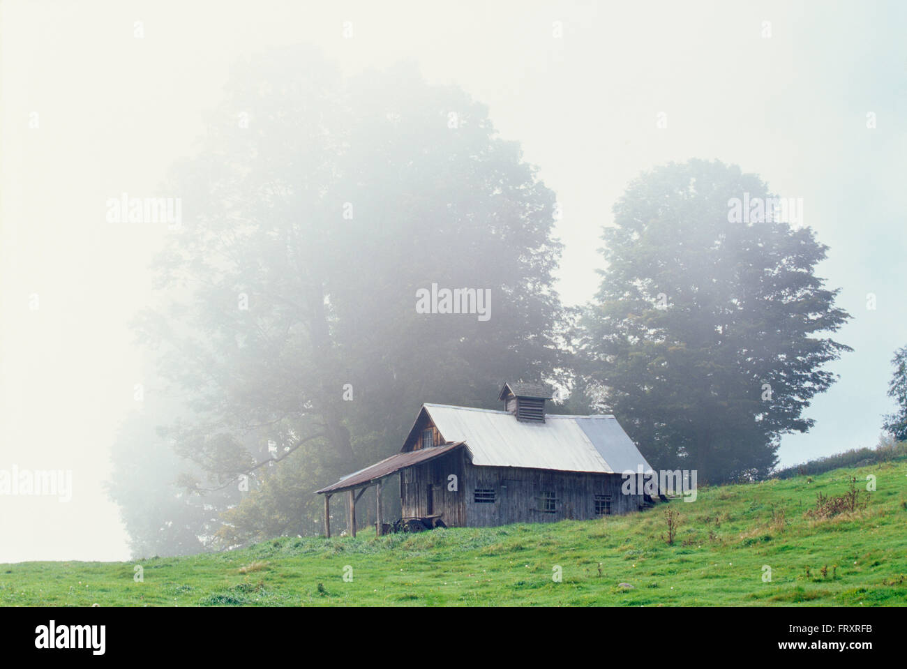 Sugar Shack in Autumn, Peacham, Vermont, USA Stock Photo Alamy