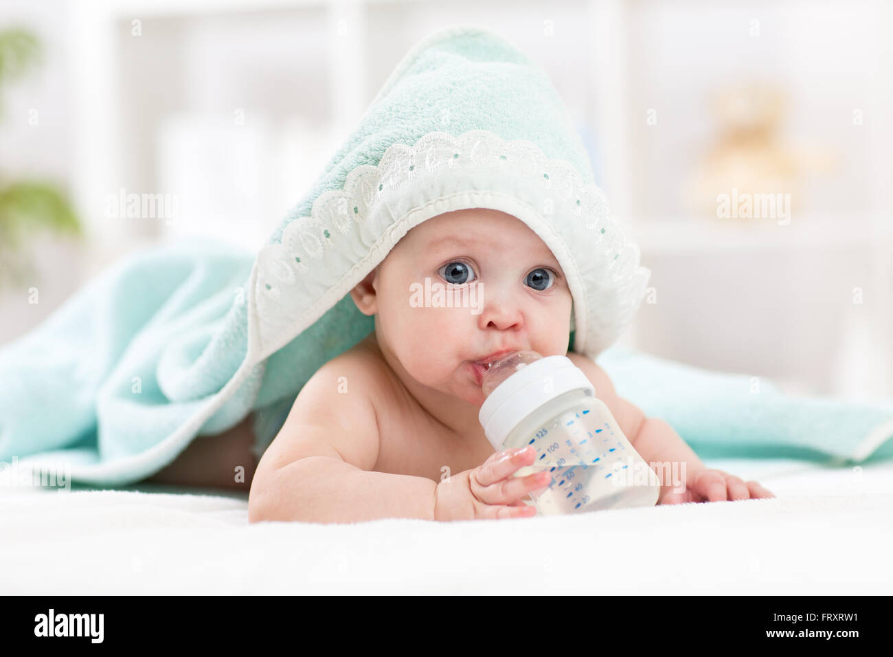 Little children bath hires stock photography and images Alamy