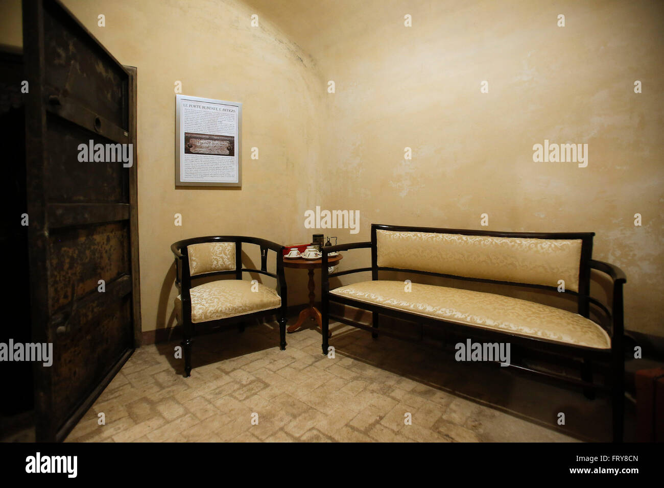 Rome, Italy. 24th March, 2016. The parlor  Opening after 70 years of the Royal bunker, belonged to the Savoy family. The bunker was built between 1940 and 1942 and was 350m far from the Royal House, inside Villa Ada park. The entry of the bunker was made to allow cars entrance. The structure was built 200m deep, inside a hill. The structure, composed of various rooms, had a complicated system  of aeration, with filters to depurate air, even in lack of electricity. Credit:  Insidefoto/Alamy Live News Stock Photo