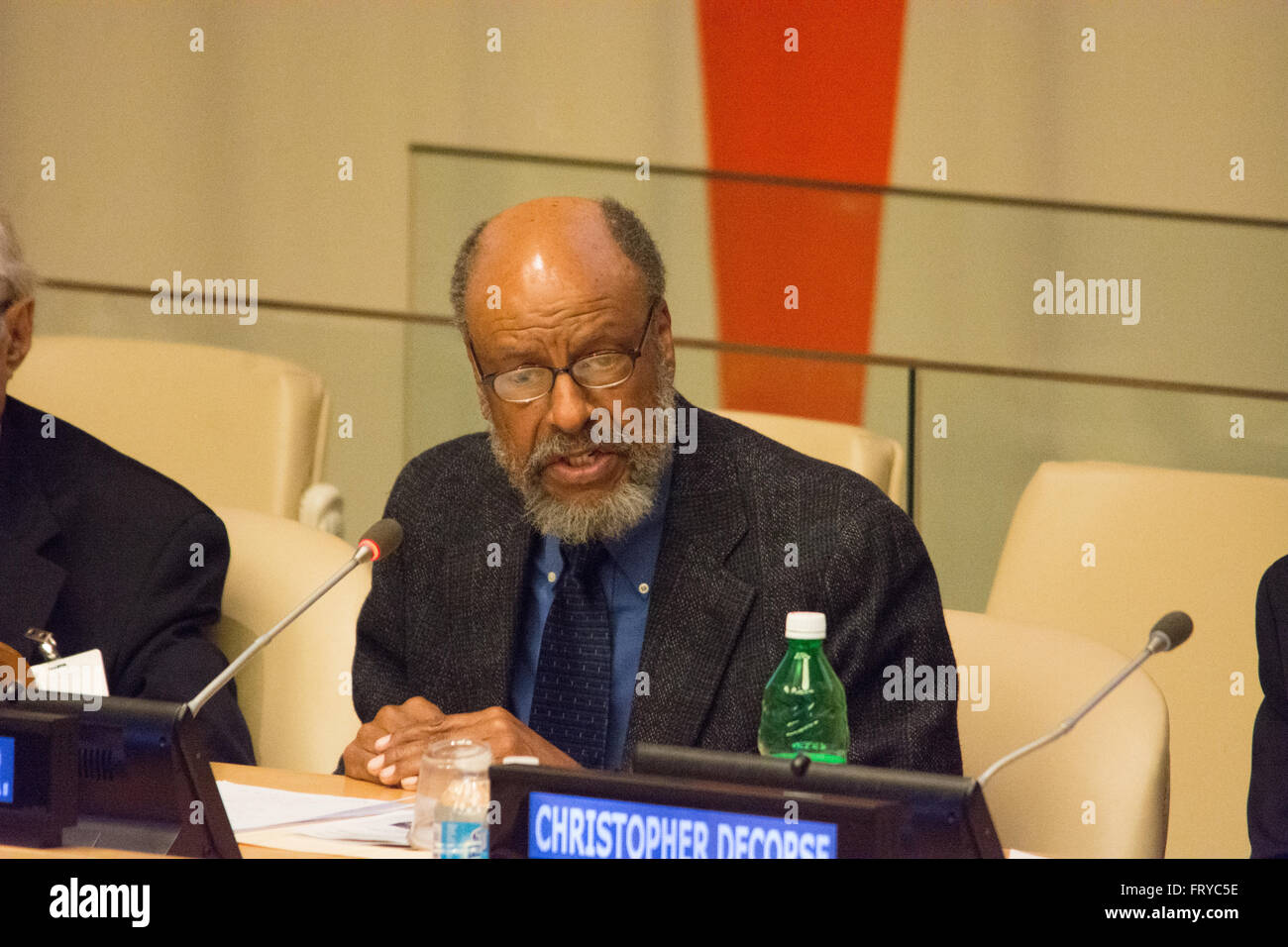 Dr bernard powers hires stock photography and images Alamy