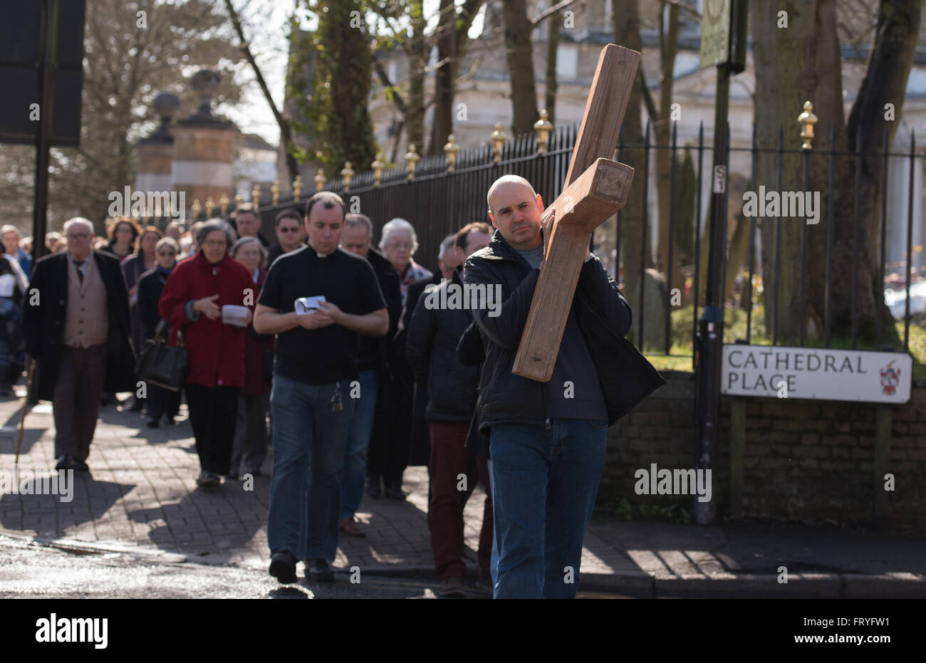 Brentwood, Essex, UK. 25th March, 2016. Easter Walk of Witness in Brentwood, Essex. The cross leaves Brentwood Cathedral for the Walk for Witness Credit:  Ian Davidson/Alamy Live News Stock Photo