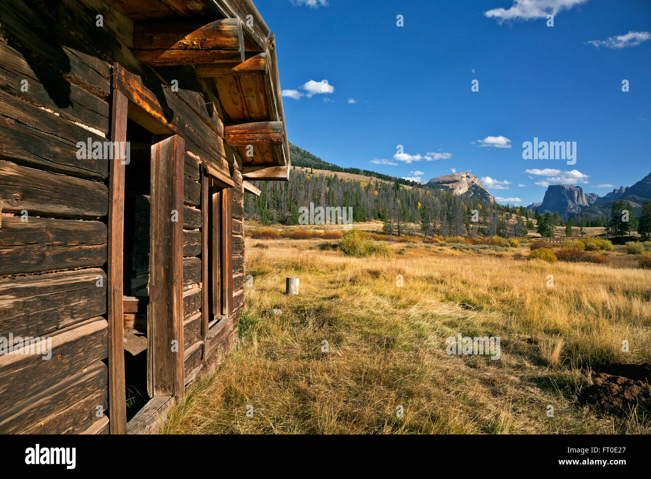 Wyoming Old Osborn Cabin Located In View Of Lower Green River