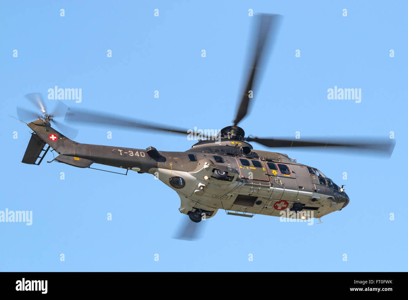 Aerospatiale AS332 (AS532, TH98) Super Puma Military helicopter T-340 from  the Swiss Air Force (Schweizer Luftwaffe Stock Photo - Alamy