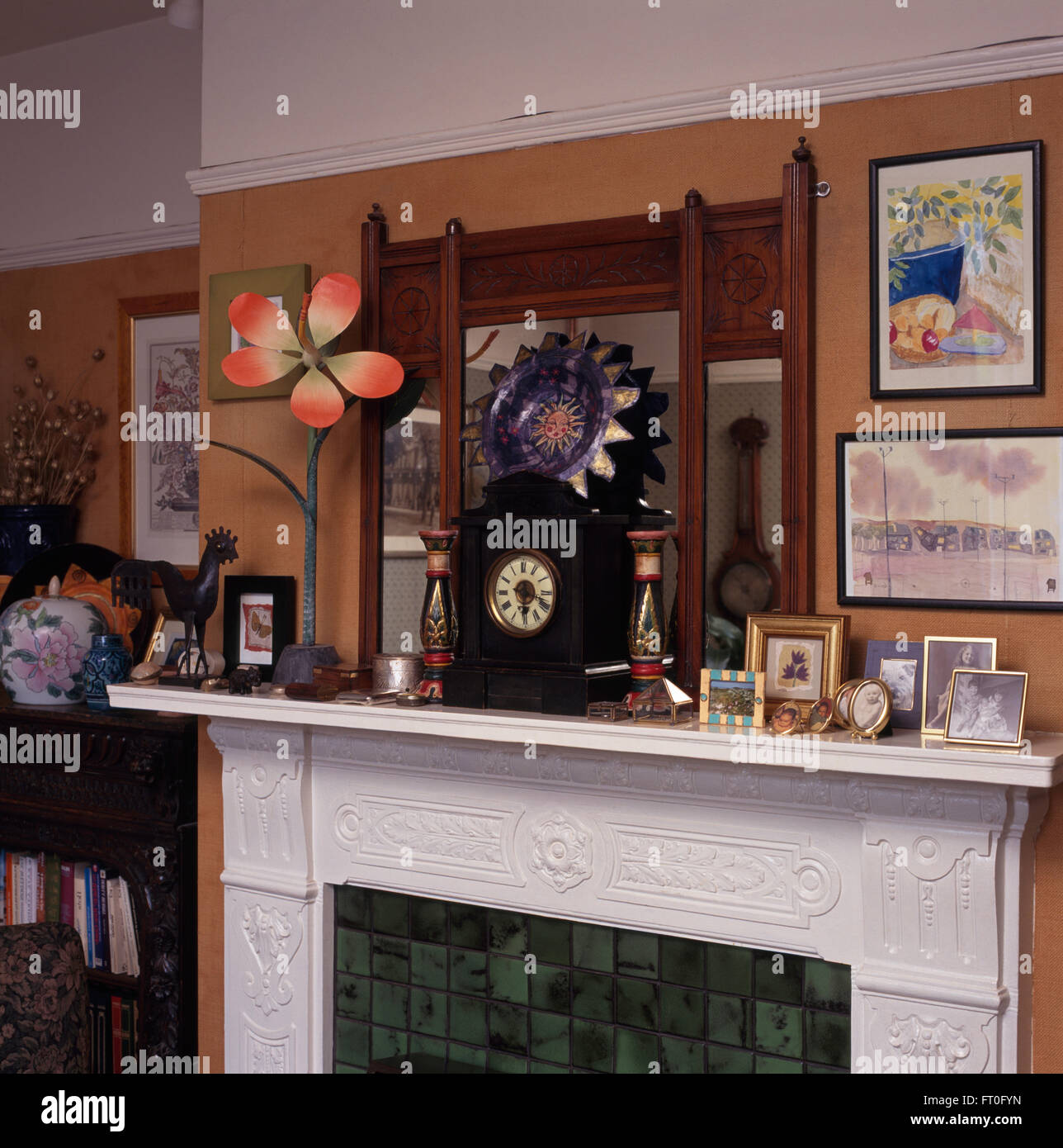 Interiors dining room mirrors hires stock photography and images Alamy