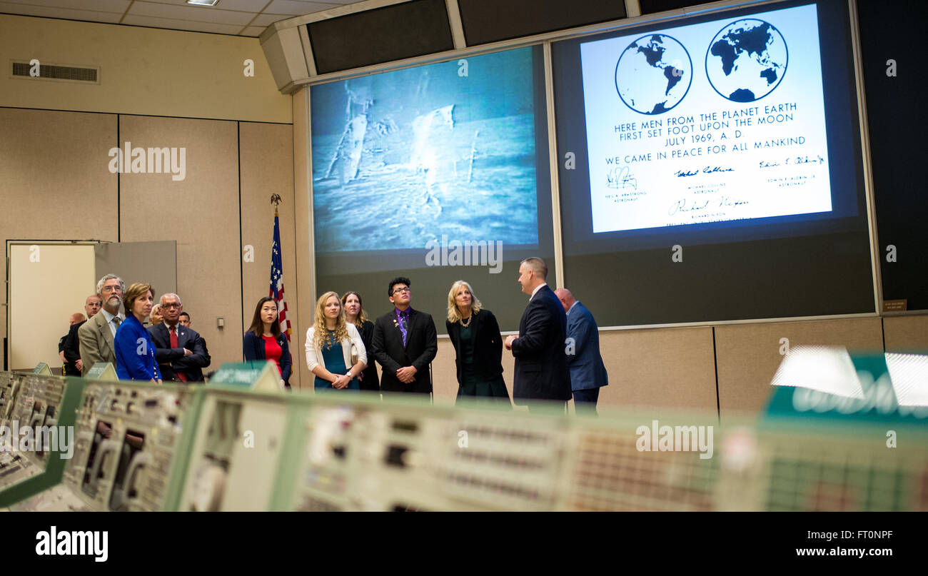 Norm Knight, chief, NASA's Flight Director Office, far right, speaks during a tour of the Apollo Mission Control Center with Dr. John Holdren, director of the White House Office of Science and Technology Policy, left, Ellen Ochoa, director, NASA's Johnson Space Center, second from left, NASA Administrator Charles Bolden, third from left, Dr. Jill Biden, wife of Vice President Joe Biden, second from right, Wednesday, March 2, 2016 in the Mission Control Center at NASA's Johnson Space Center in Houston, Texas.  Dr. Biden traveled to Houston to welcome home astronaut Scott Kelly, who is returning Stock Photo