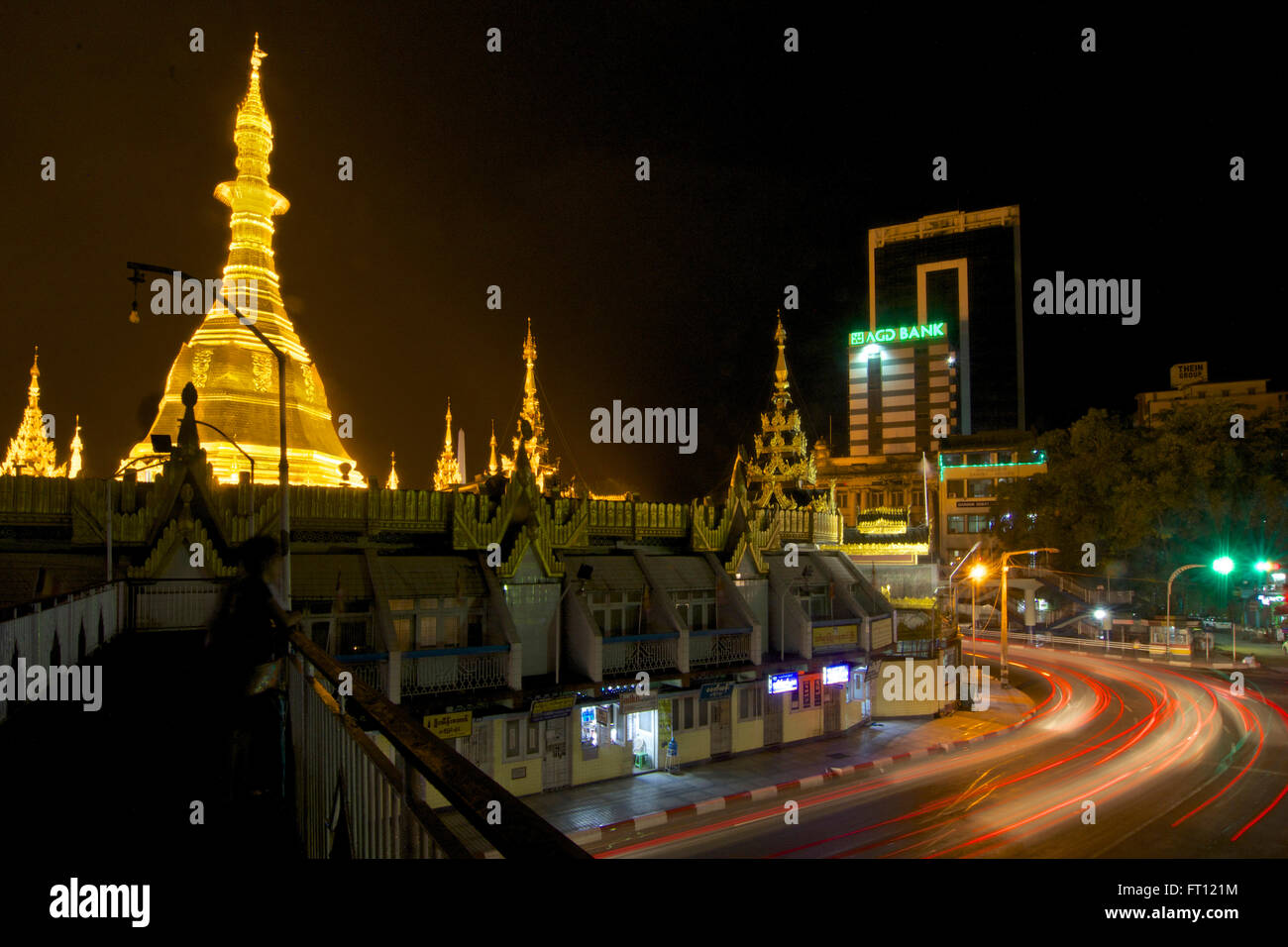 Sule Pagoda in the center of Yangon, Rangoon, capital of Myanmar, Burma Stock Photo